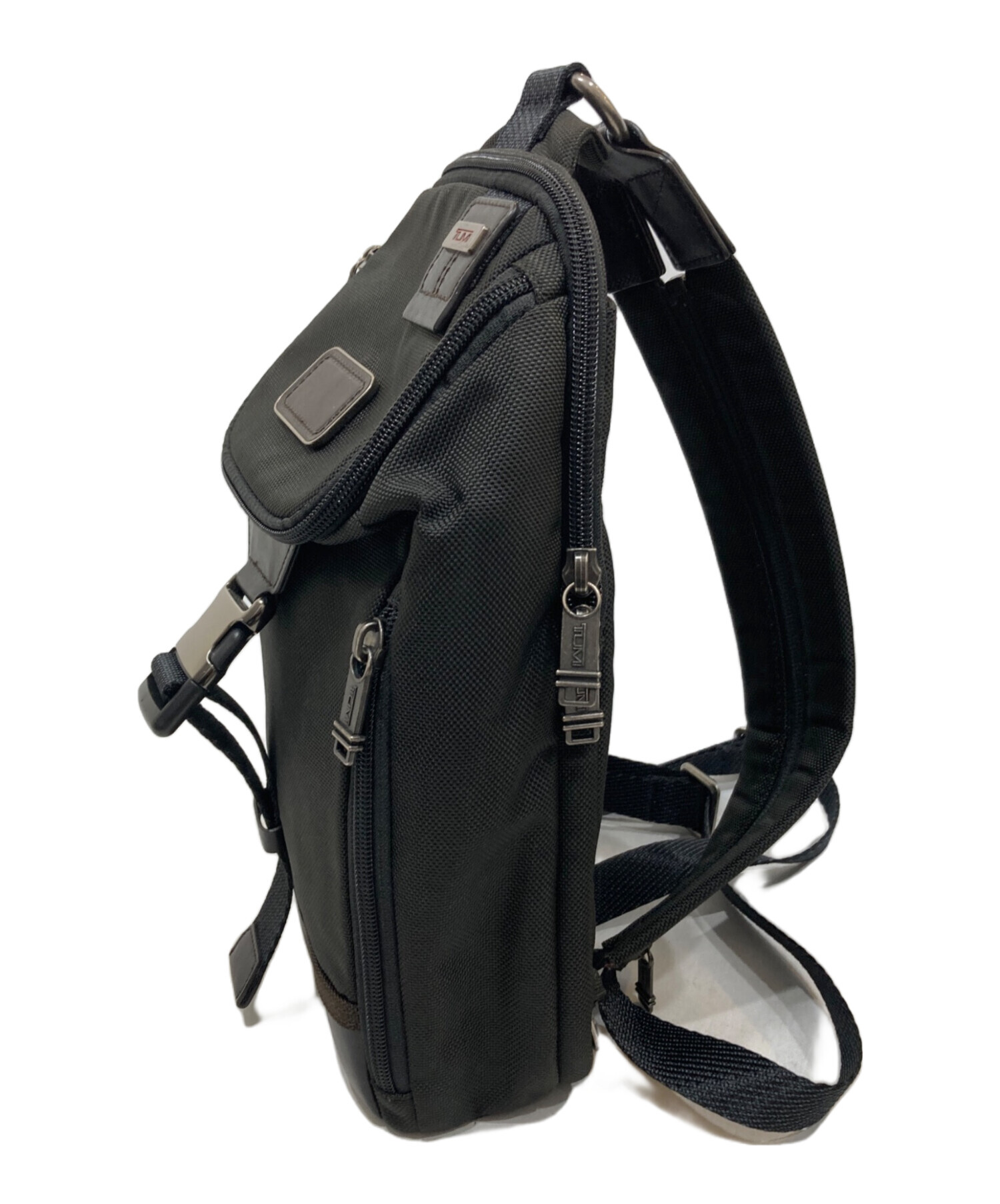 中古・古着通販】TUMI (トゥミ) Woodland Sling Bag 2 In 1 ブラック
