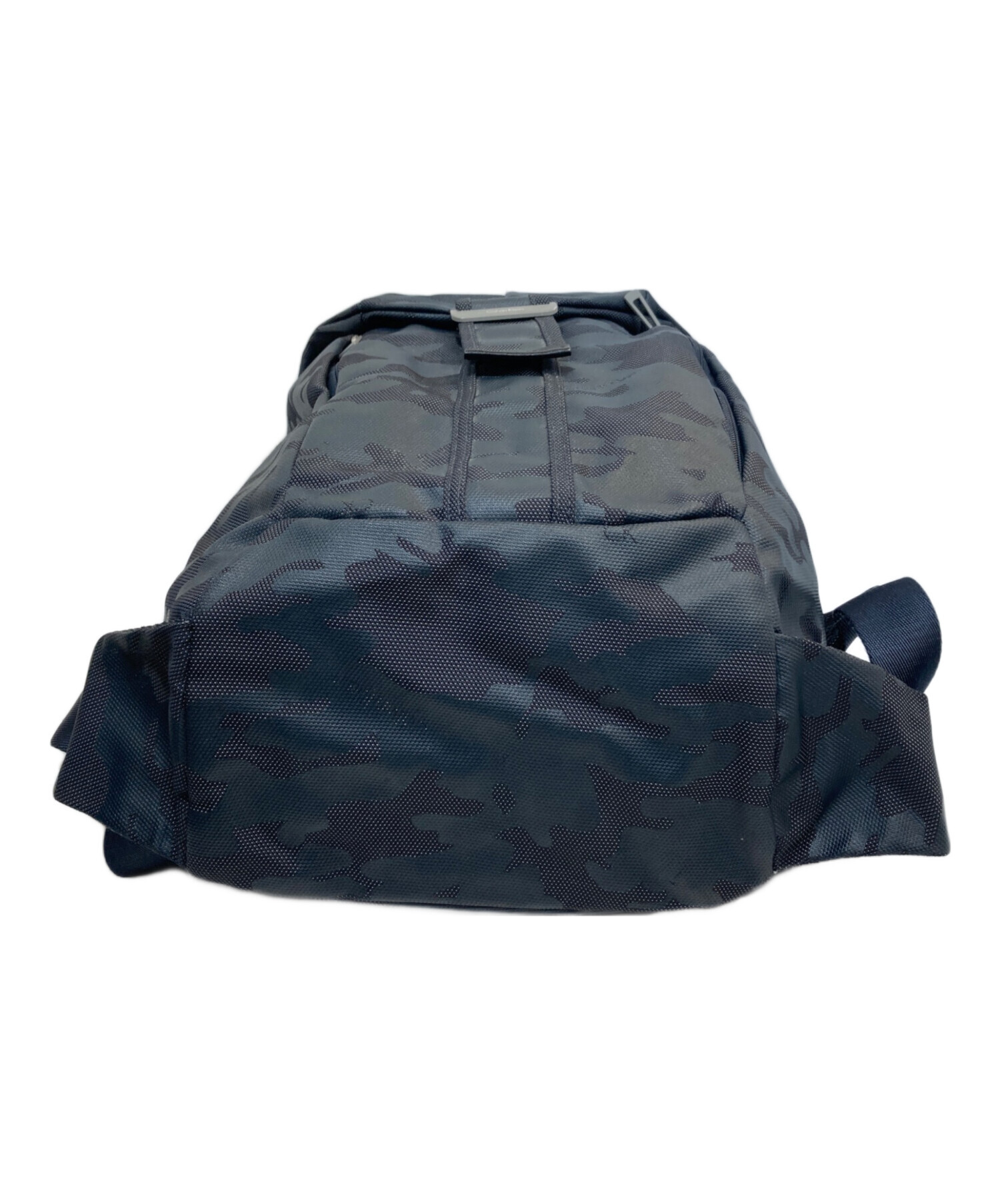中古・古着通販】Calvin Klein (カルバンクライン) リュック グレー