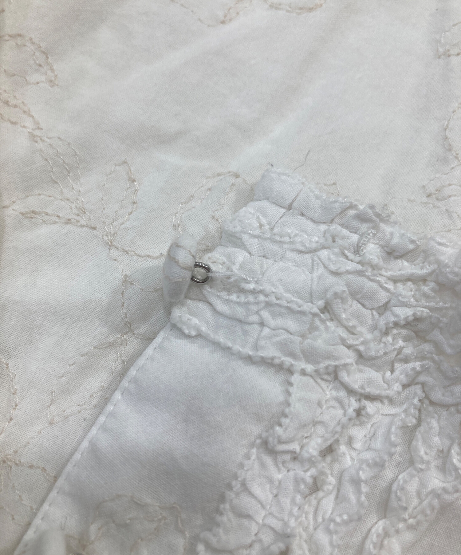 中古・古着通販】INGEBORG (インゲボルグ) Cローンフラワー刺繍