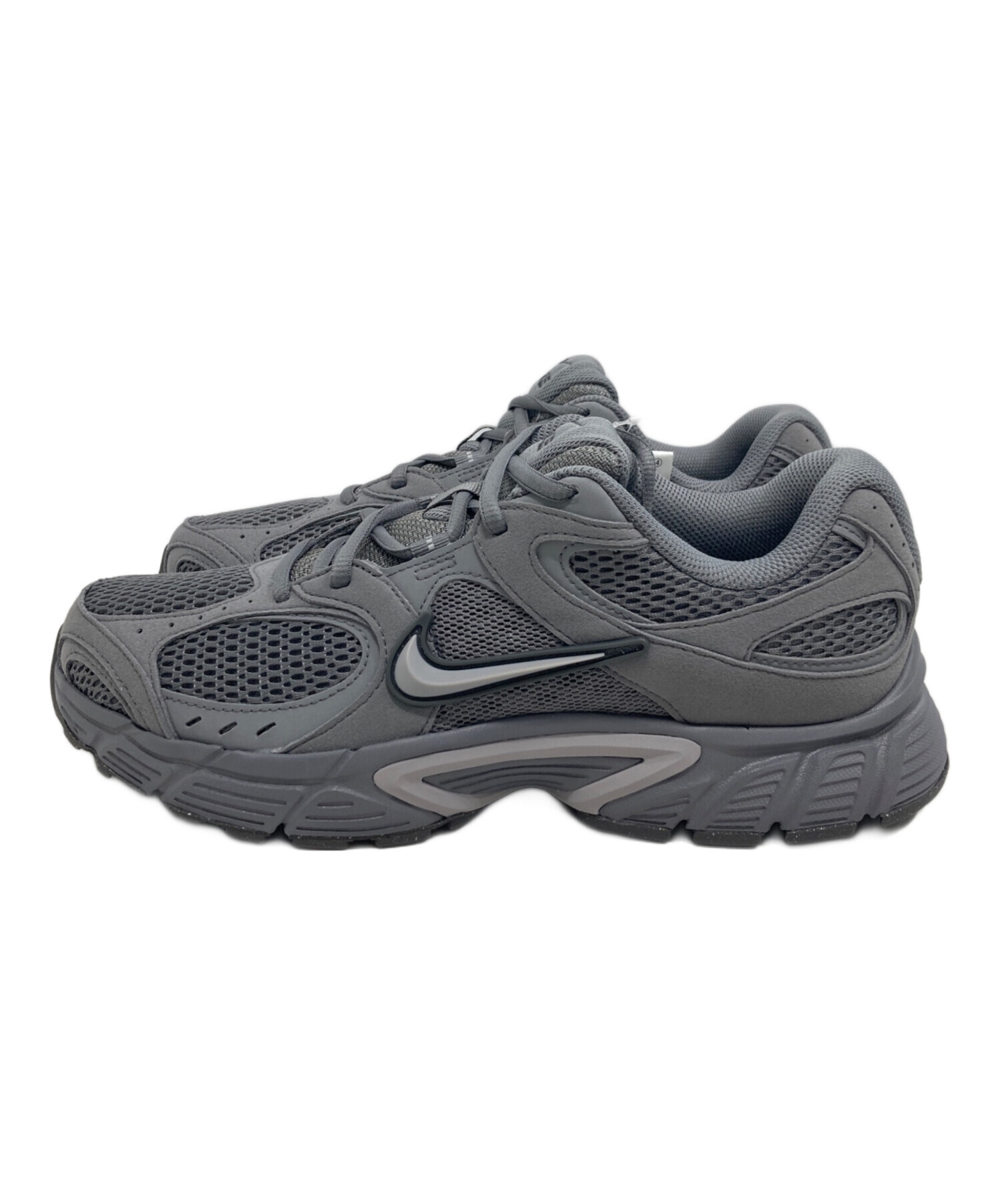 中古・古着通販】NIKE (ナイキ) V5 RNR スニーカー グレー サイズ:SIZE 