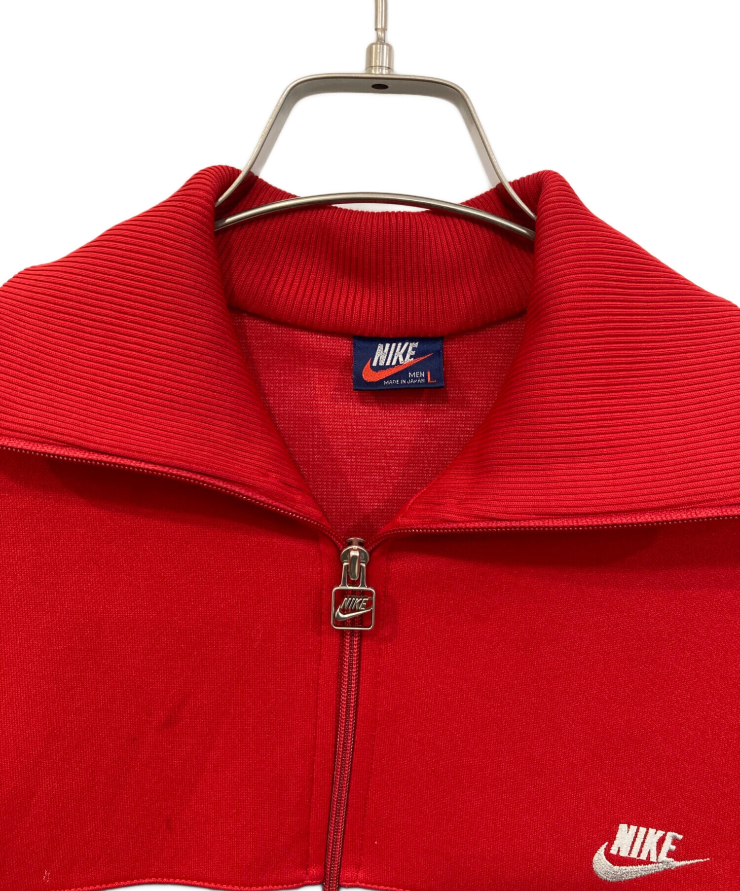 中古・古着通販】NIKE (ナイキ) トラックジャケット レッド サイズ