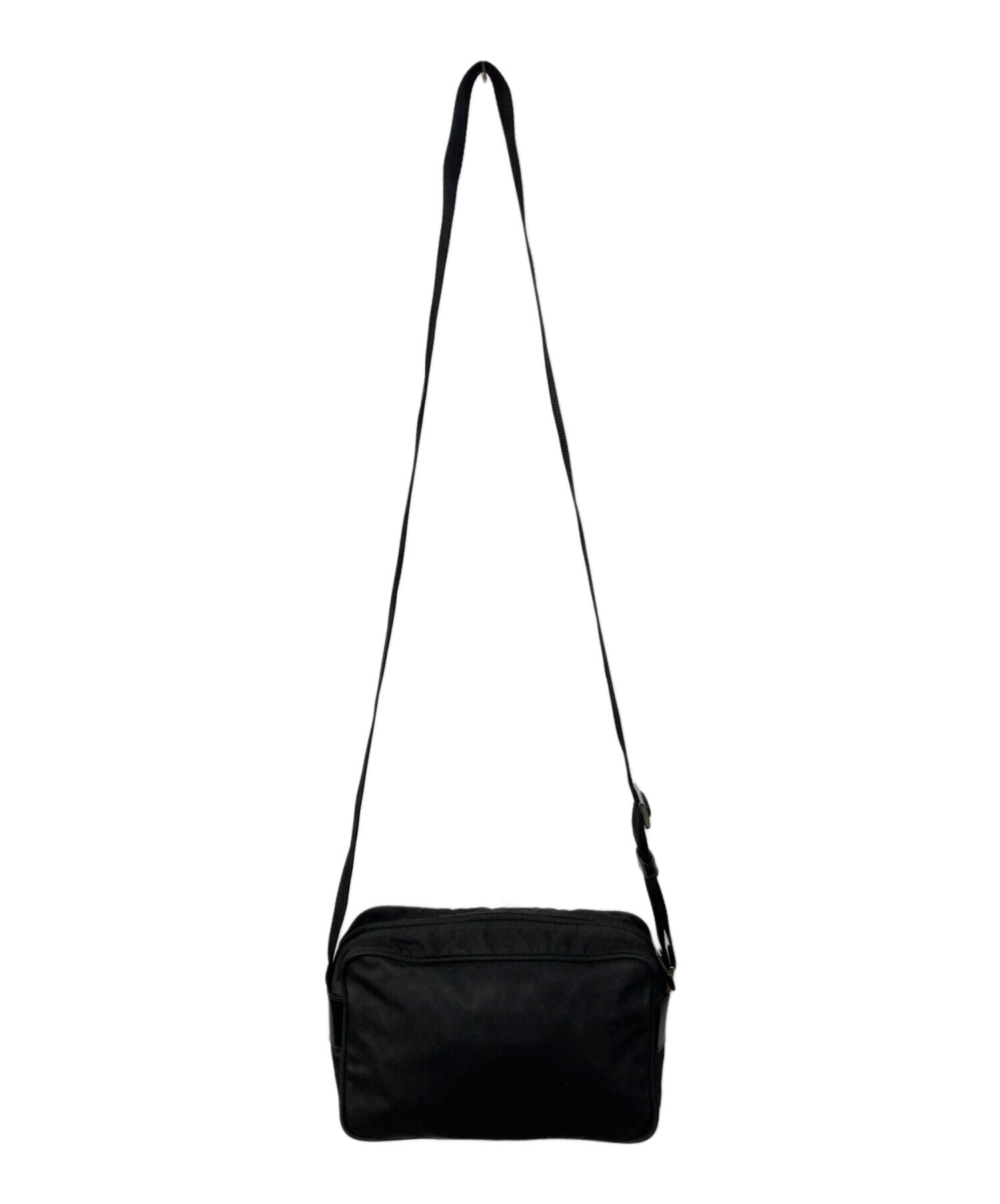 prada カメラバッグ 中古・古着通販】PRADA (プラダ) カメラバッグ ブラック｜ブランド