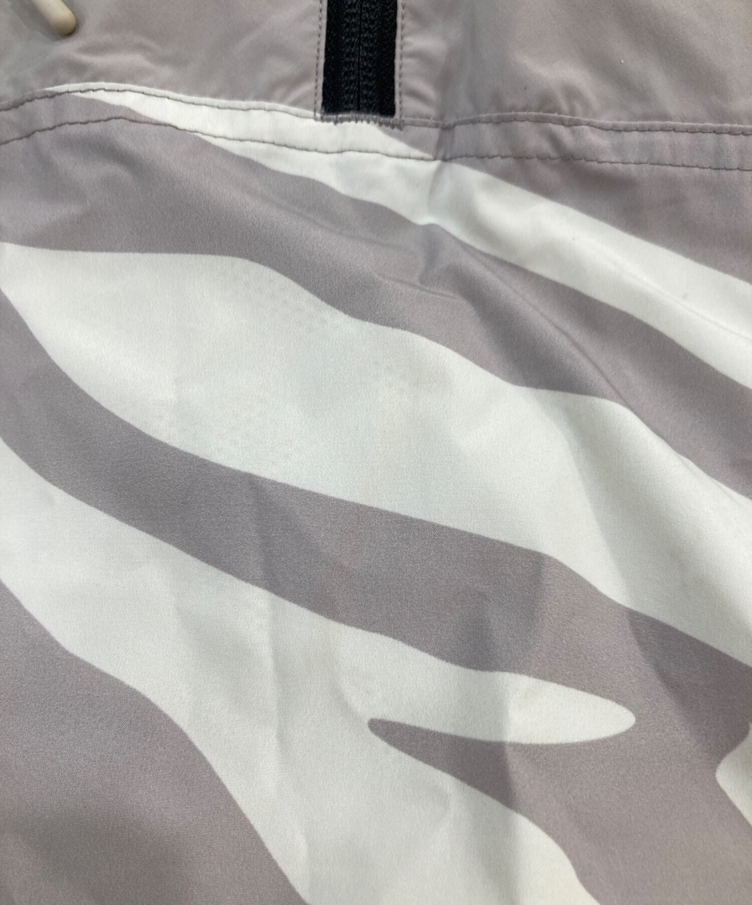 中古・古着通販】F.C.R.B. (エフシーレアルブリストル) ゼブラ