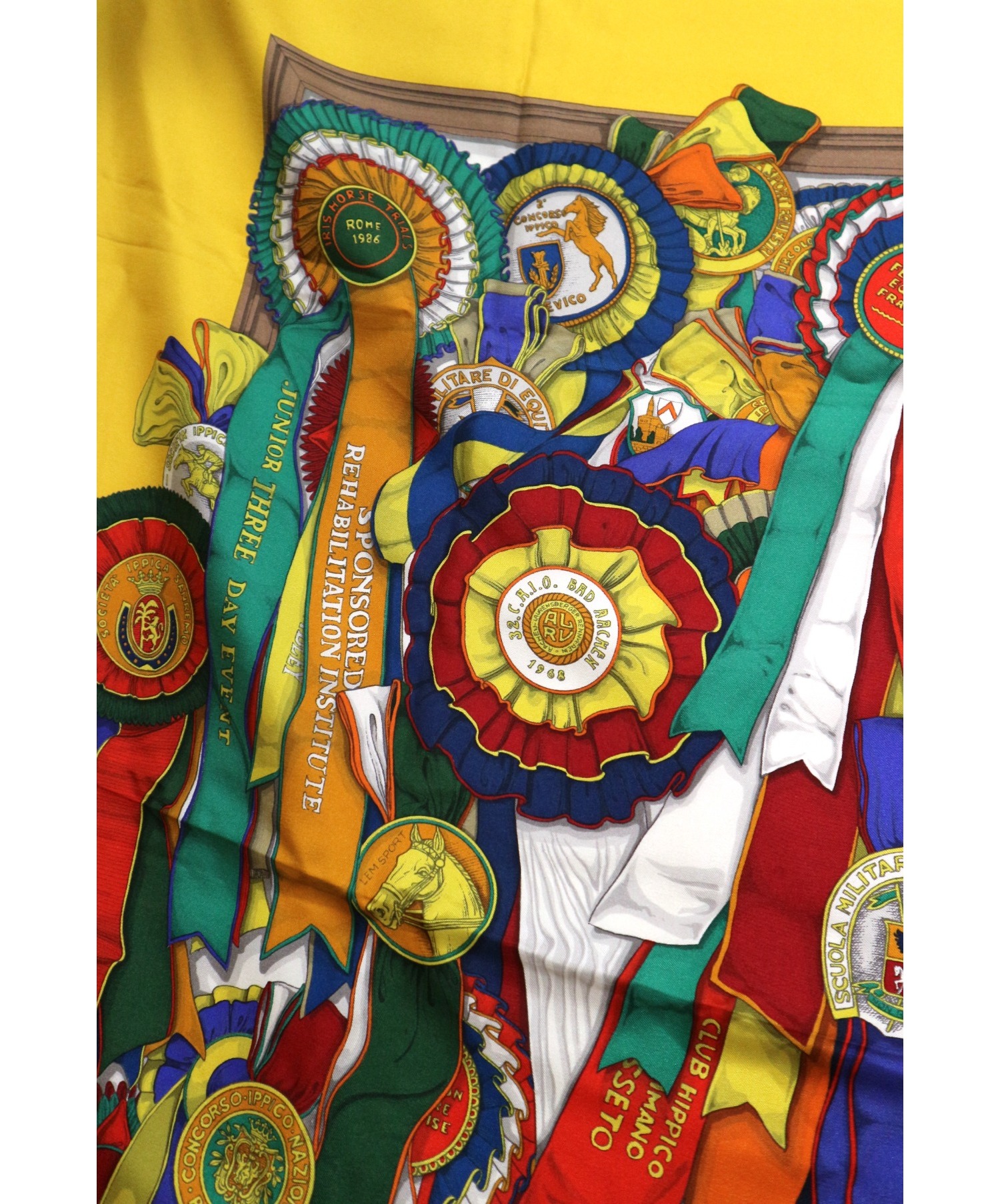 中古・古着通販】GUCCI (グッチ) シルクストール イエロー｜ブランド