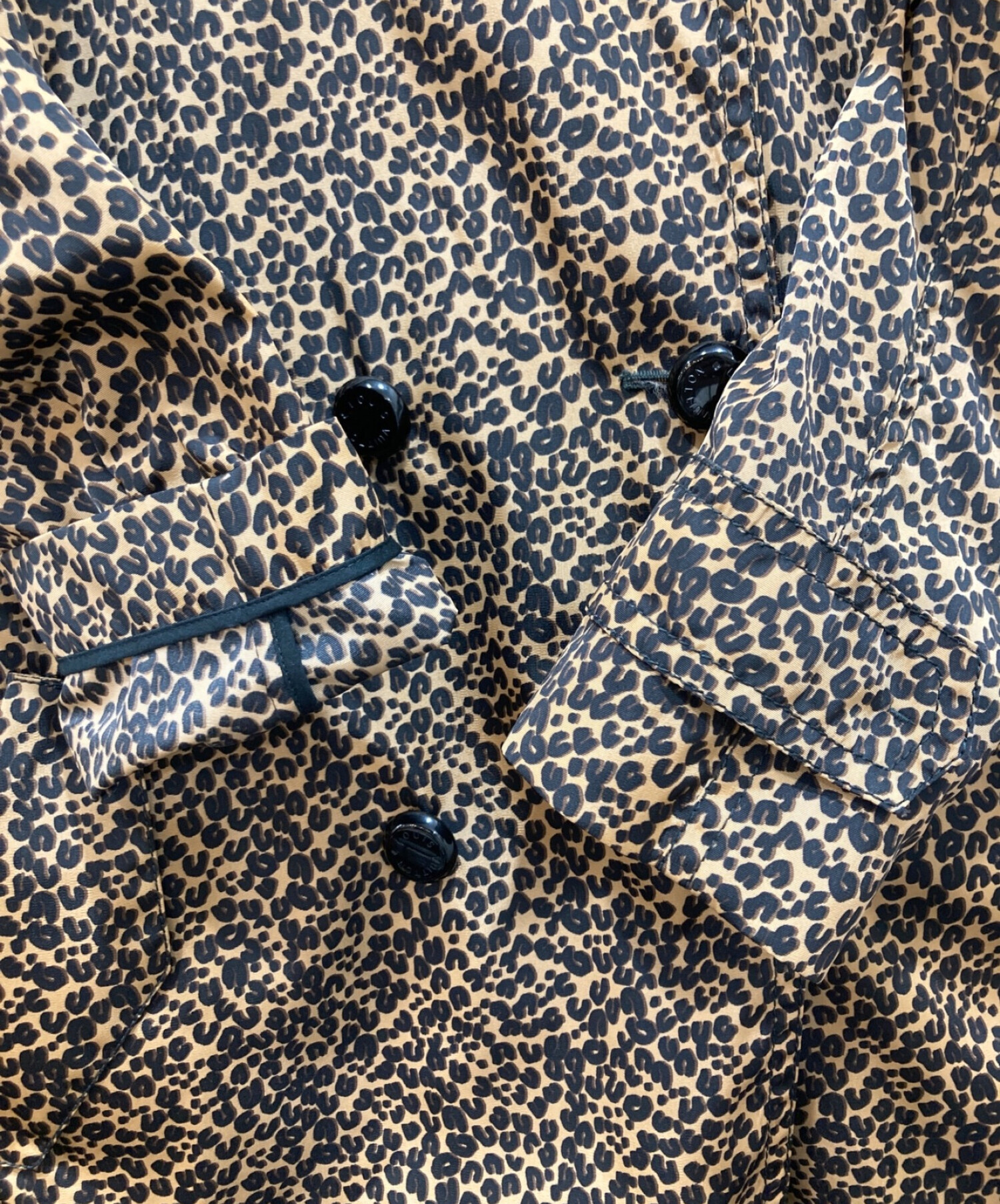 中古・古着通販】LOUIS VUITTON (ルイ ヴィトン) レオパード柄ナイロン