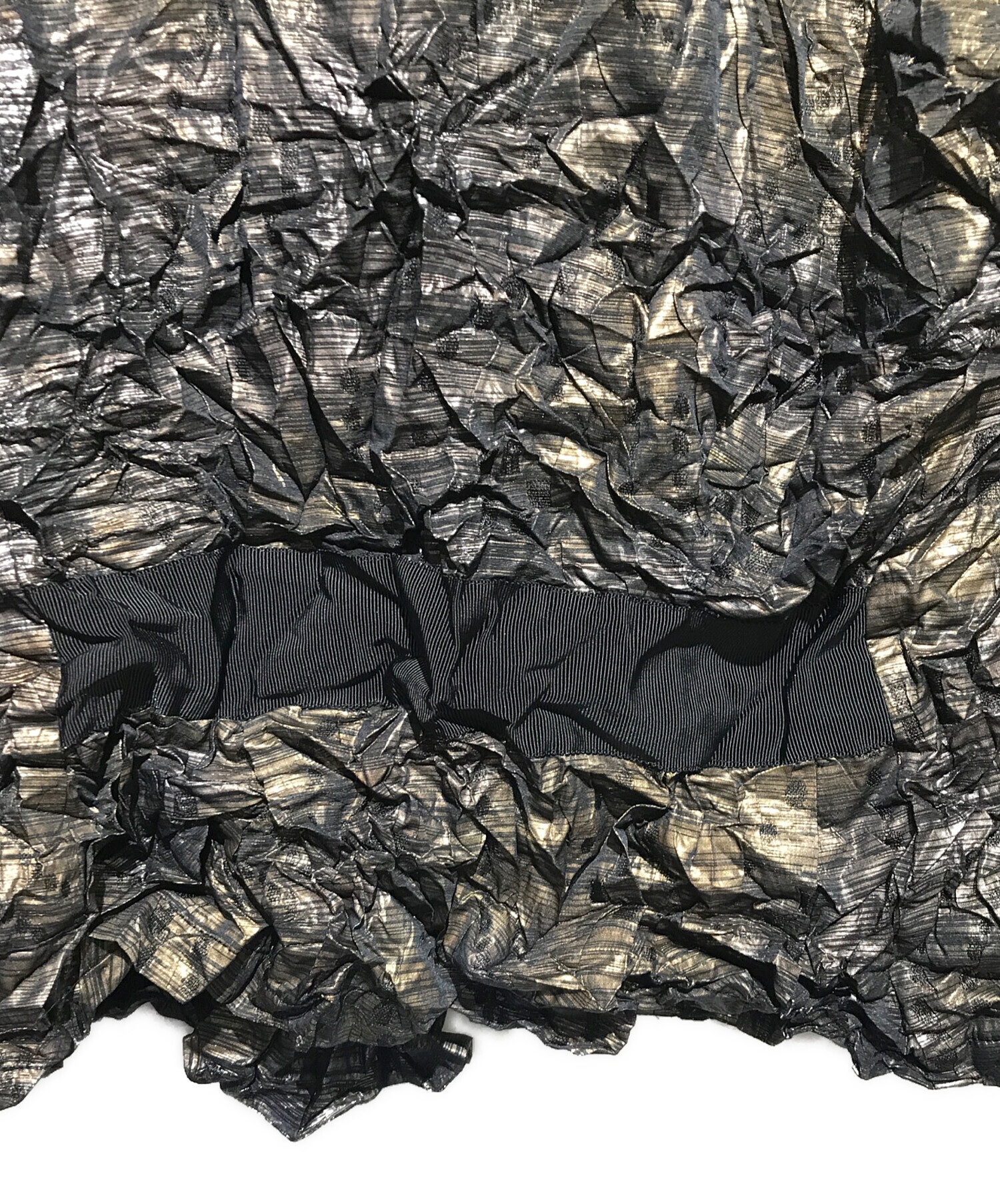 美品✨イッセイミヤケ　ISSEY MIYAKE　シワ加工　ジャケット　ゴールド 中古・古着通販】ISSEY MIYAKE (イッセイミヤケ) シワ加工ジャケット