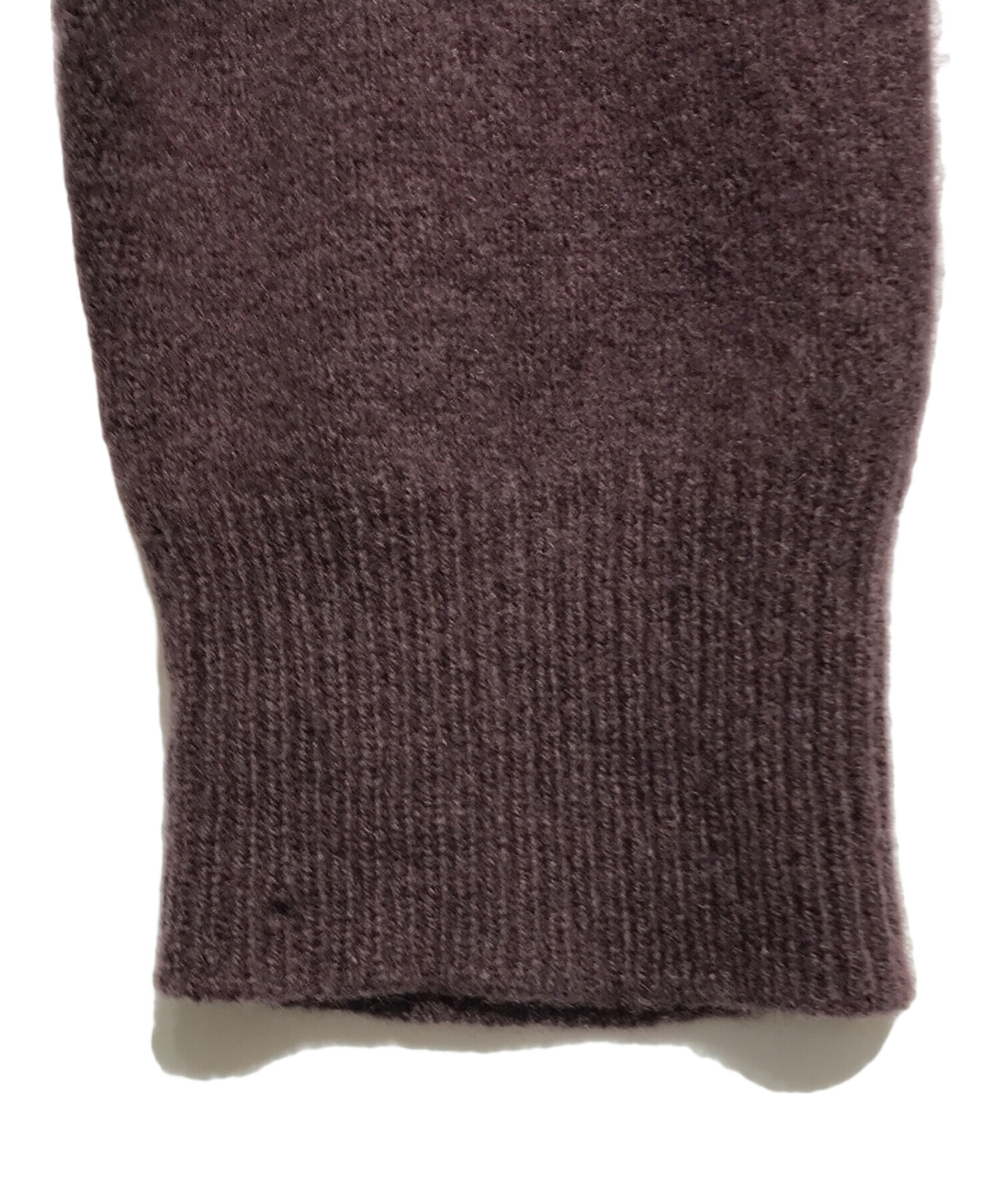 Stussy ブラウン クルーネックニット Stussy ブラウン クルーネックニット Stussy ブラウン クルーネック