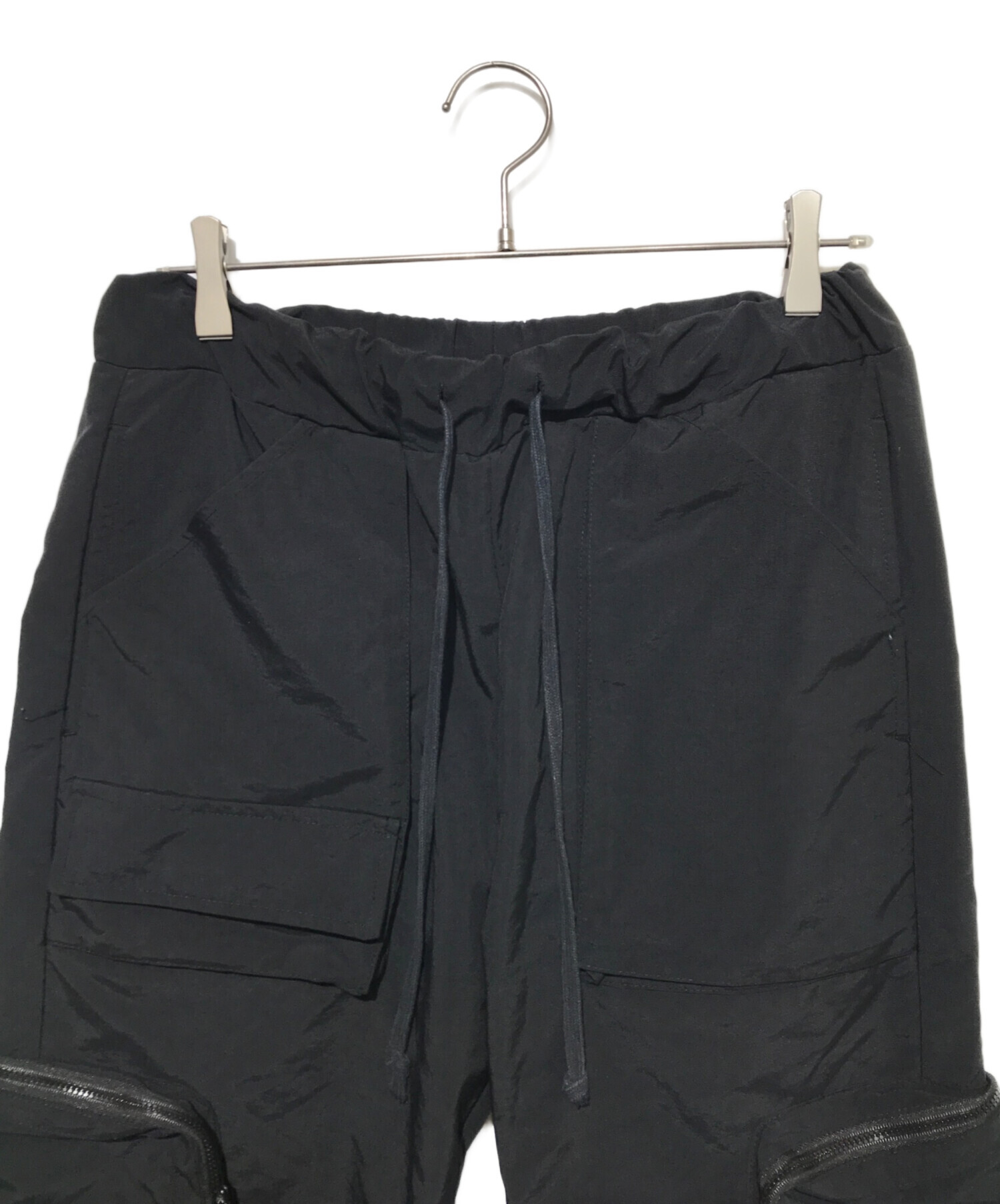 中古・古着通販】JACOV (ジェイコブ) カーゴパンツ ブラック サイズ:M 中古・古着通販】JACOV (ジェイコブ) カーゴパンツ ブラック サイズ:M