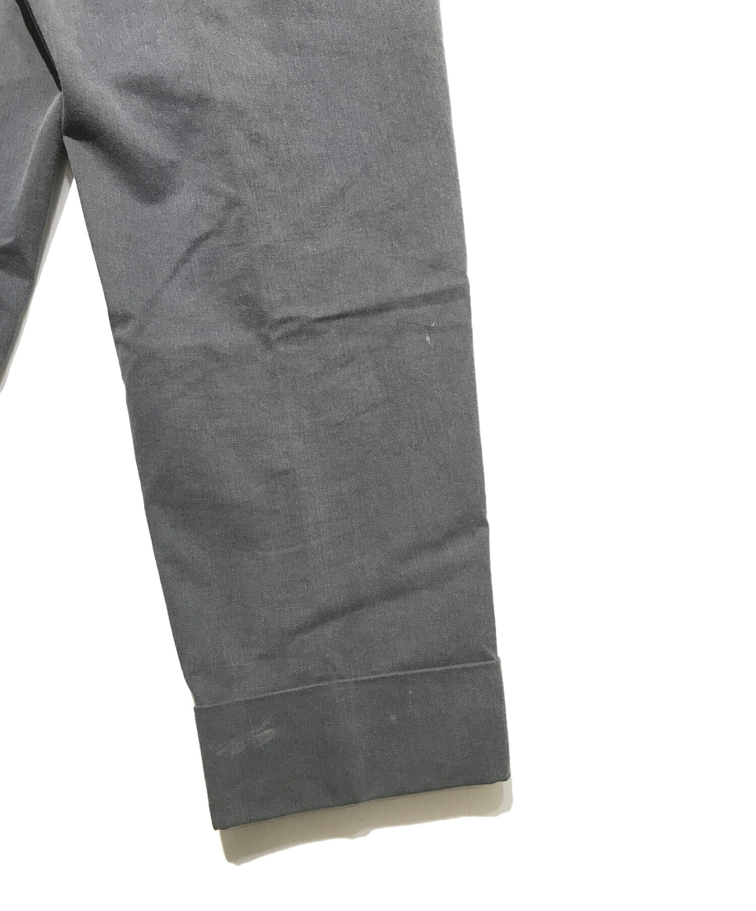 IRENISA / ボトム/2/コットン/グレー/IH-22SS-P014-YW// 中古・古着通販】IRENISA (イレニサ) タックパンツ グレー サイズ:3