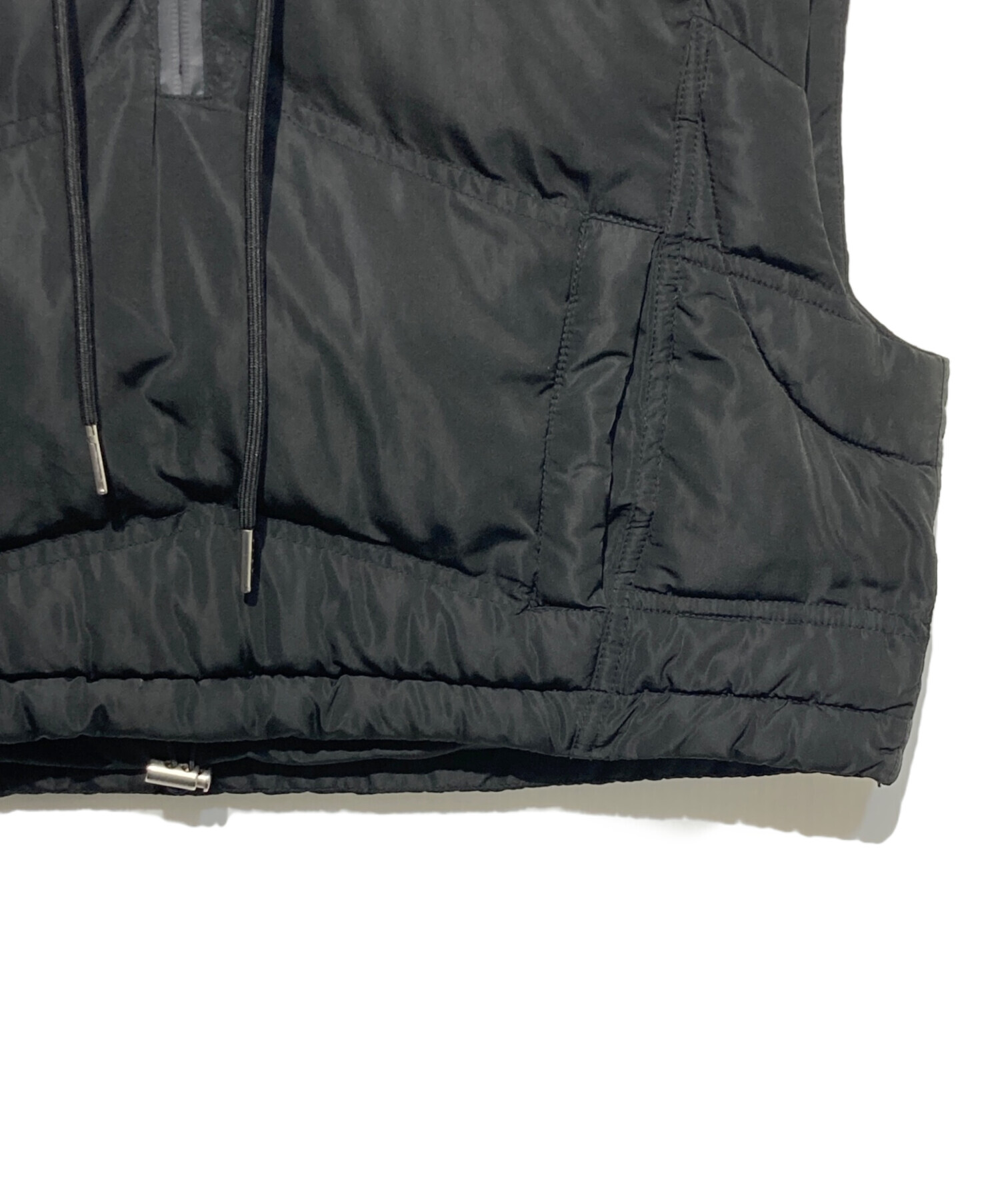 [新品]TODAYFULQuilting Compact Vest 黒　36 中古・古着通販】TODAYFUL (トゥデイフル) Quilting Compact Vest