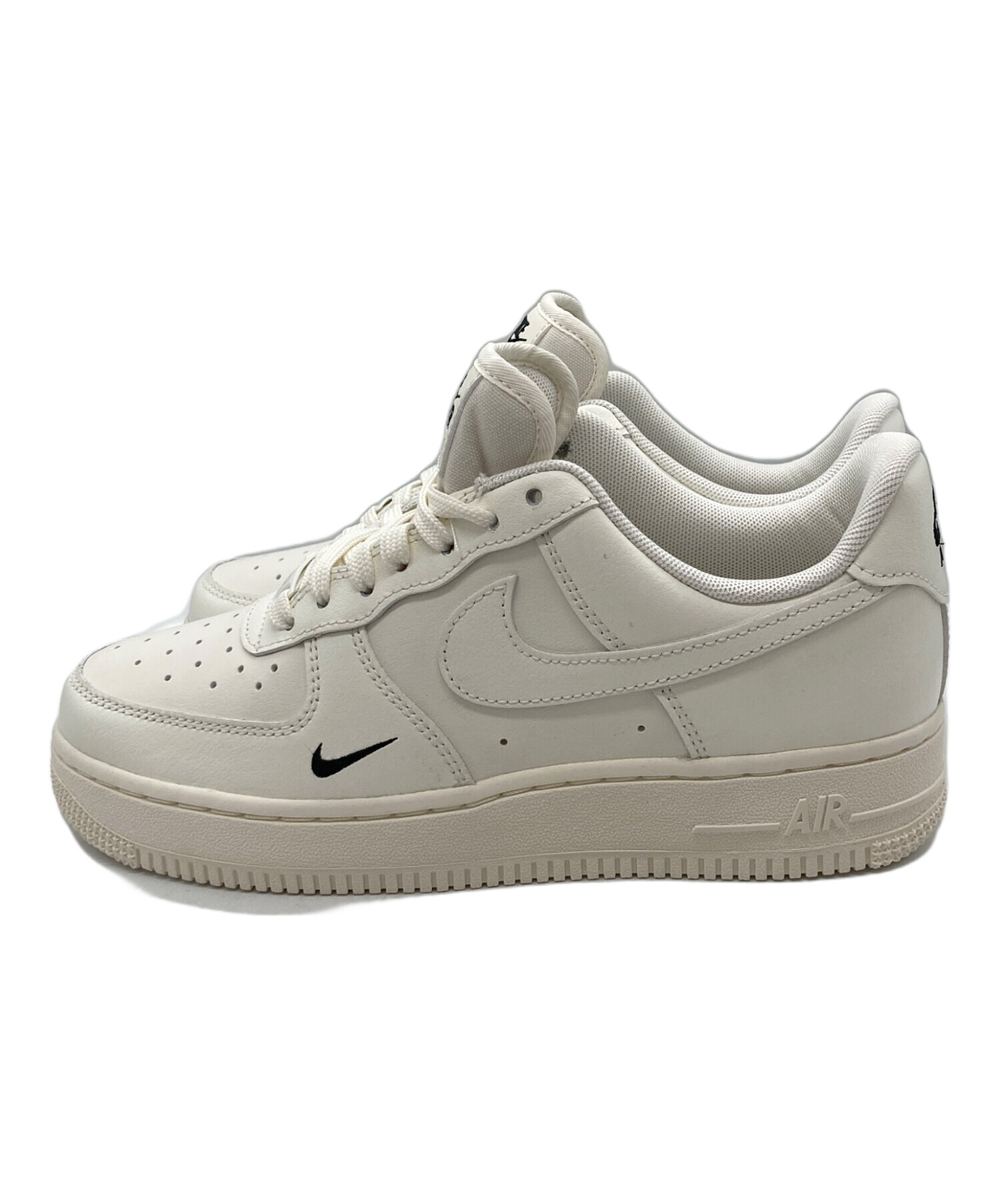 中古・古着通販】NIKE (ナイキ) WMNS AIR FORCE 1 ホワイト 中古・古着通販】NIKE (ナイキ) WMNS AIR FORCE 1 ホワイト