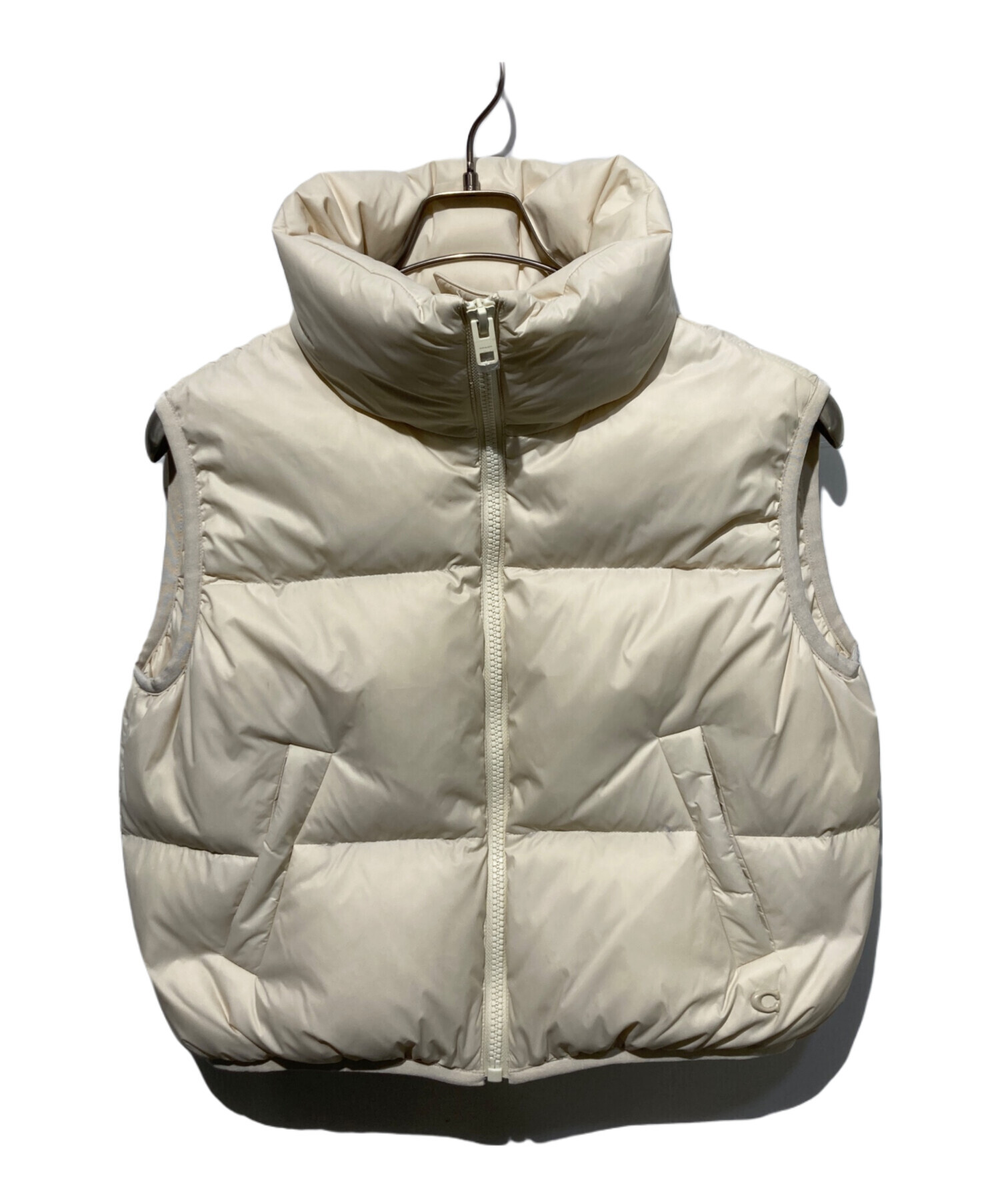 中古・古着通販】COACH (コーチ) ダウンベスト ホワイト サイズ:S 