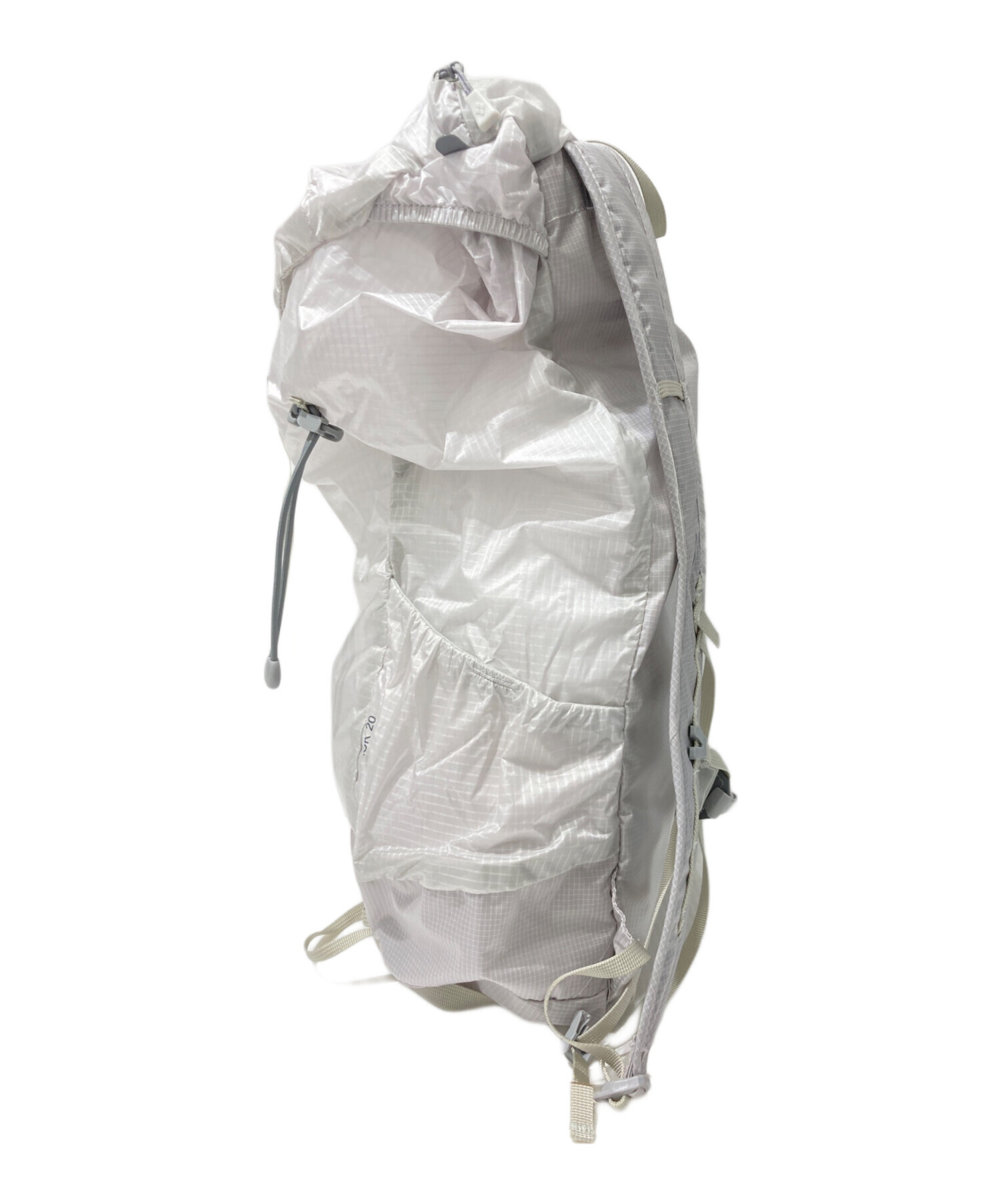 中古・古着通販】mont-bell (モンベル) VERSALITE PACK20 ホワイト 