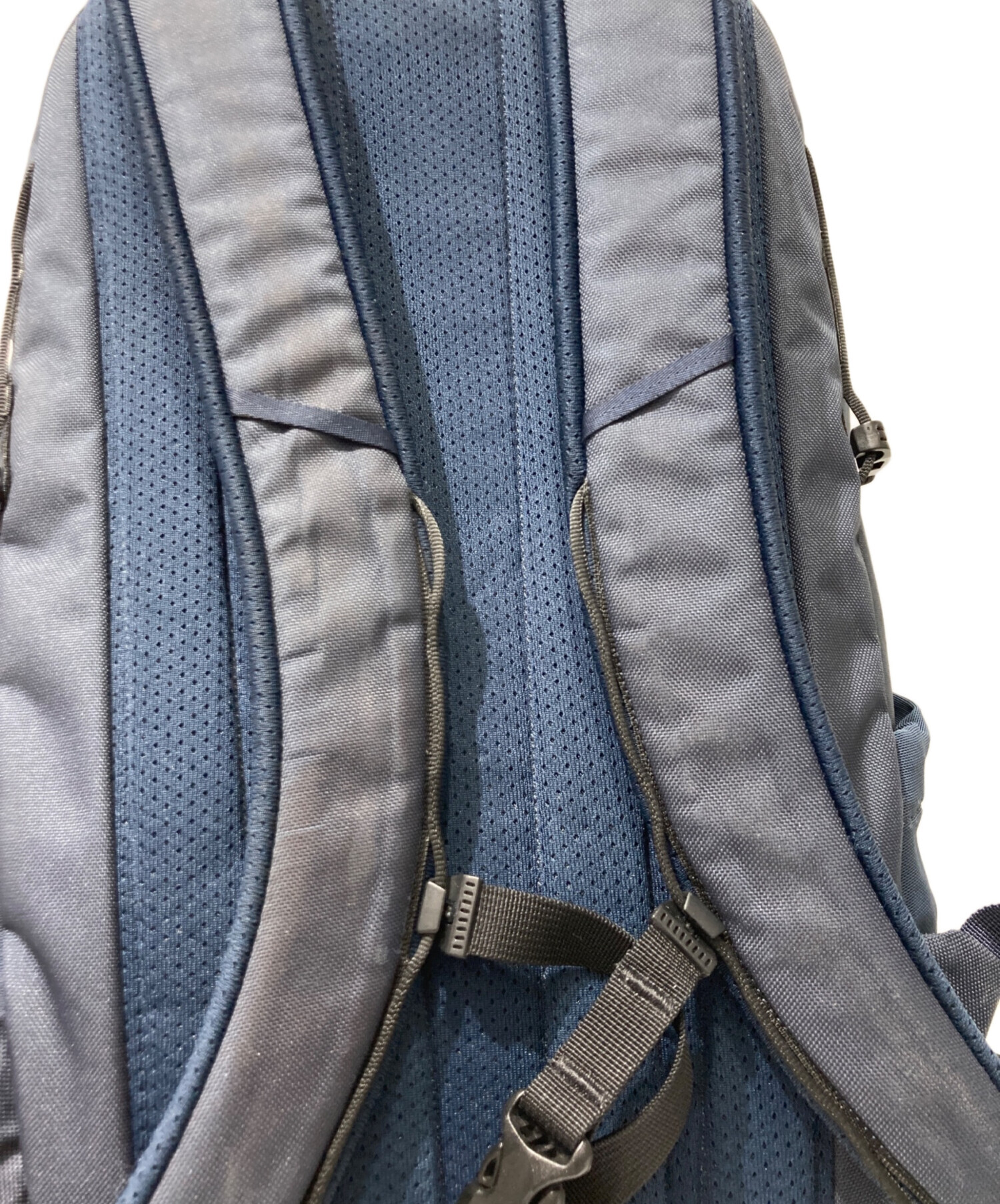 中古・古着通販】ARC'TERYX (アークテリクス) リュック ネイビー