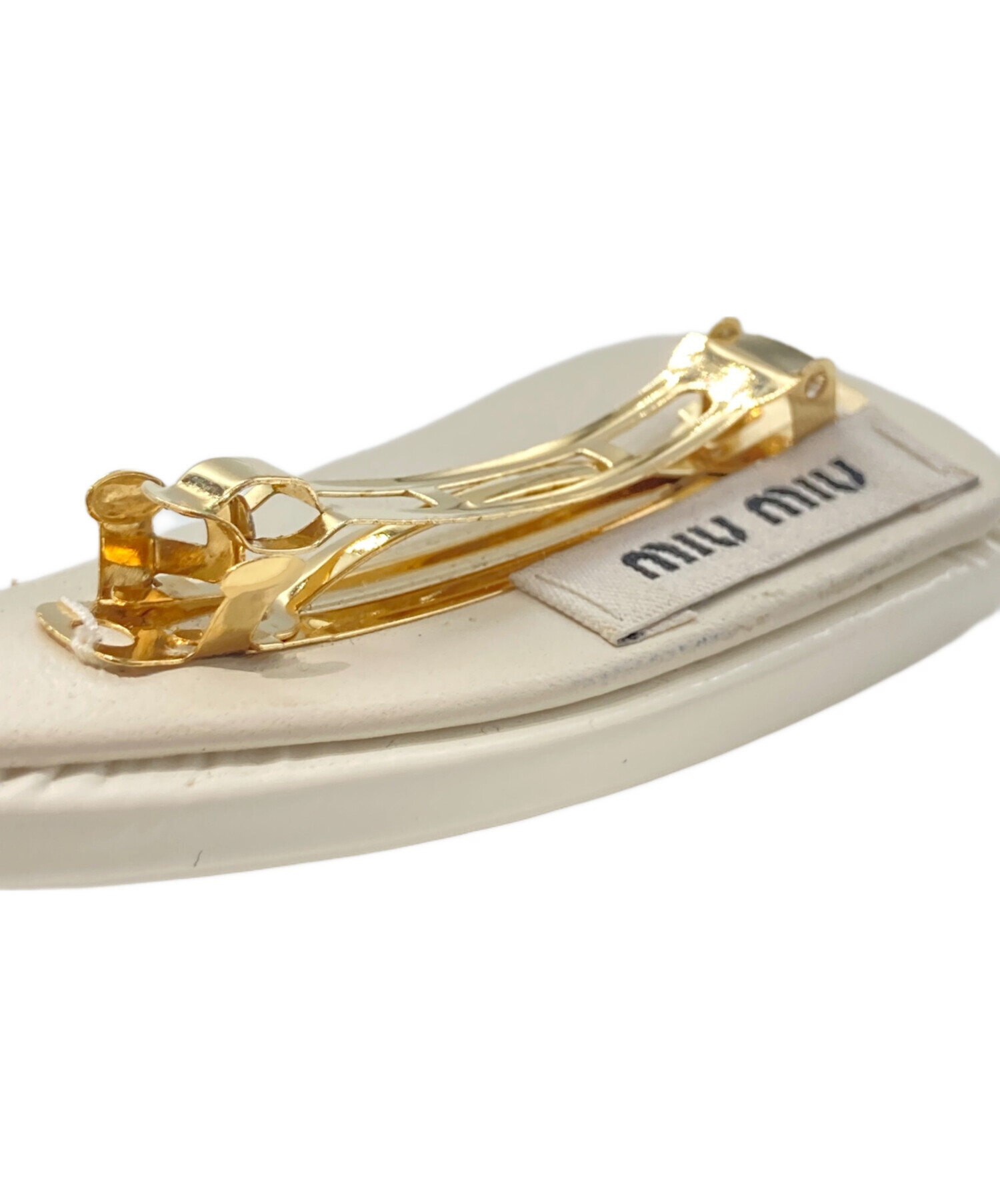 中古・古着通販】MIU MIU (ミュウミュウ) パテントレザーヘアクリップ