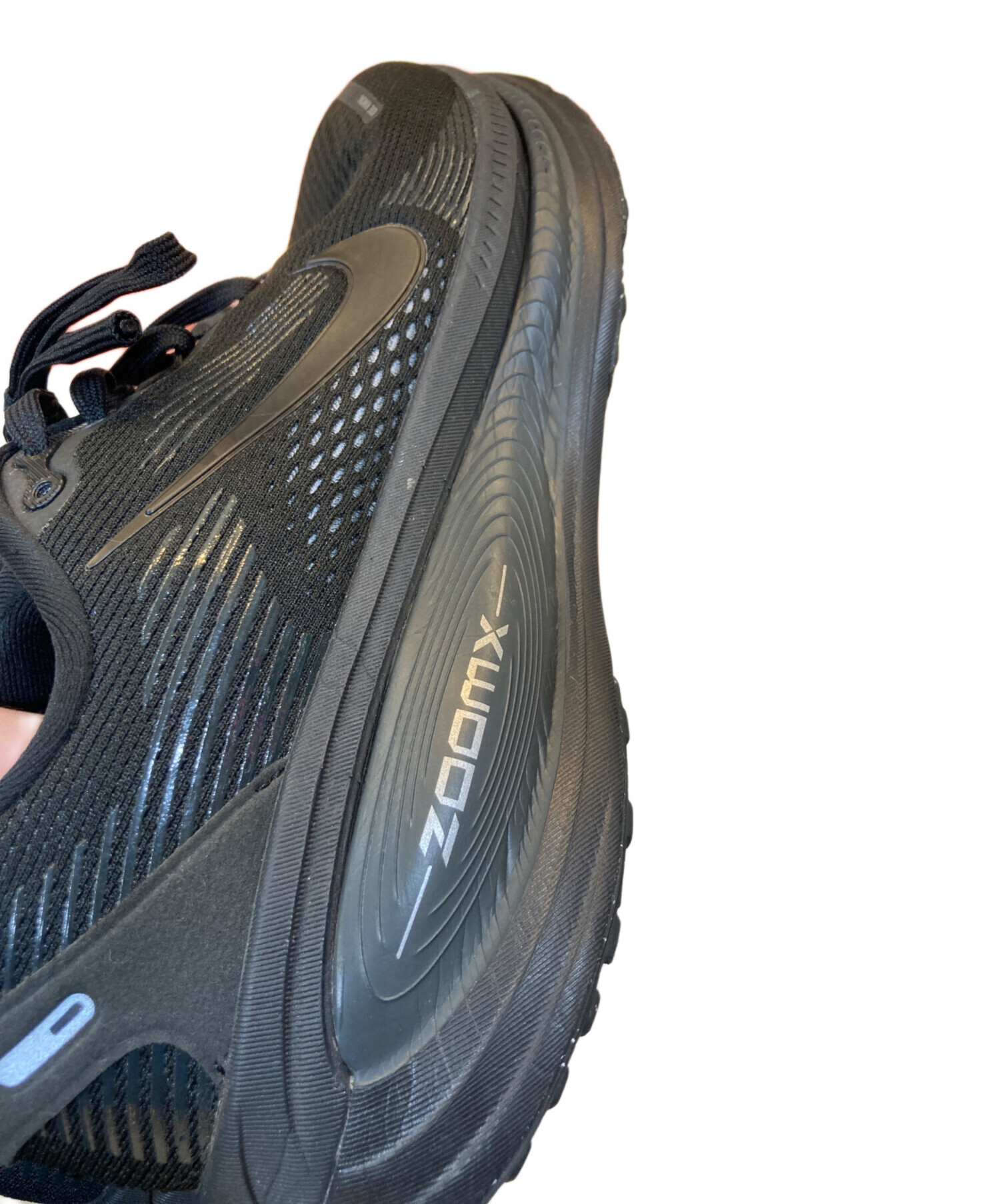 中古・古着通販】NIKE (ナイキ) ボメロ 18 ブラック サイズ:26.5