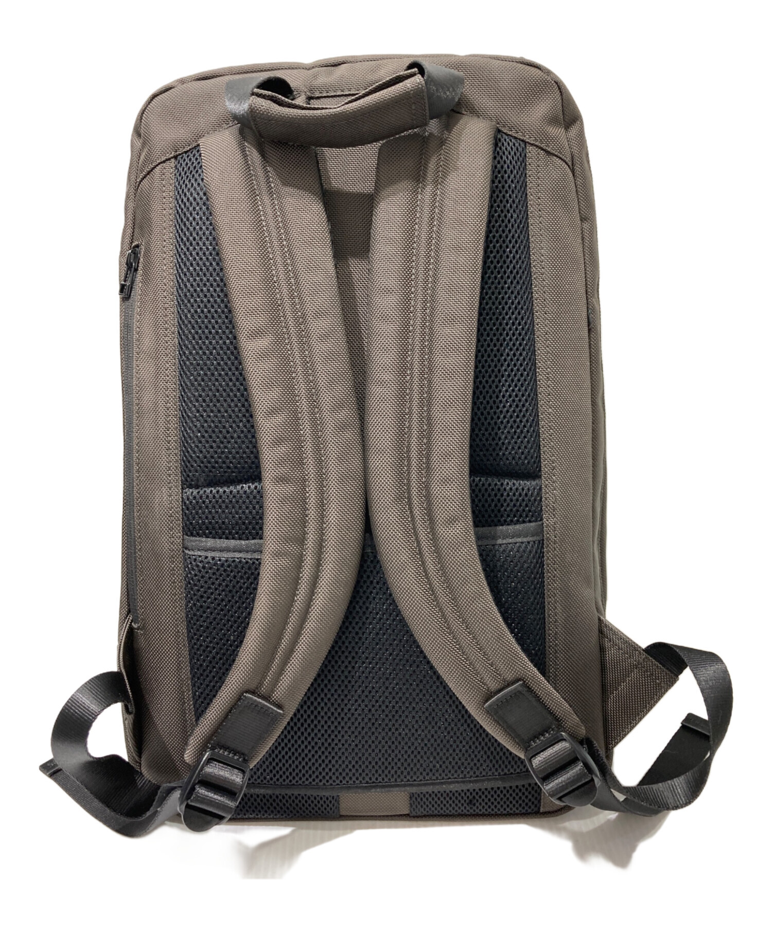 UNIVERSAL PRODUCTS ユニバーサル　プロダクツ　リュック 中古・古着通販】UNIVERSAL PRODUCTS. (ユニバーサルプロダクツ) NEW