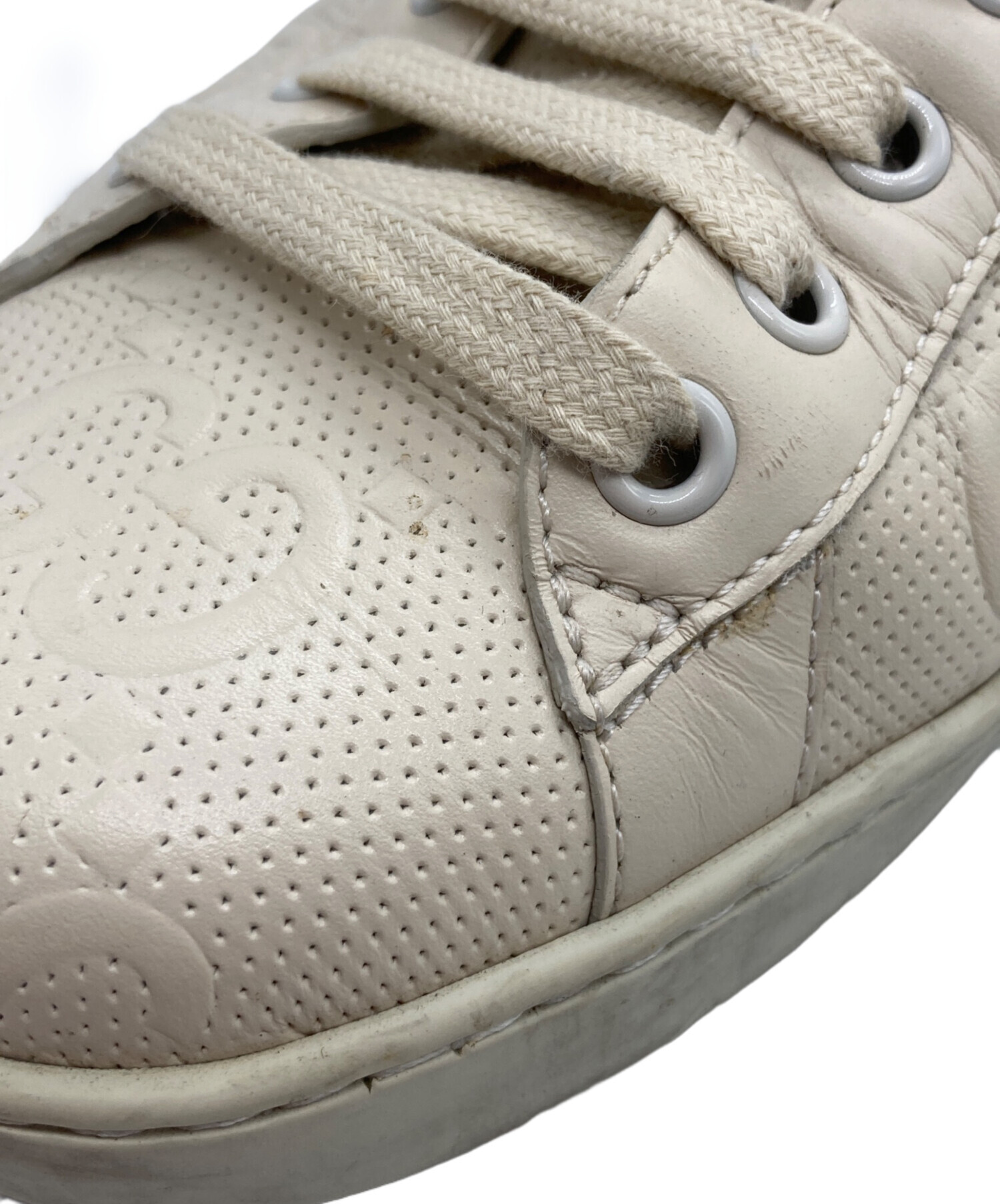 中古・古着通販】GUCCI (グッチ) GGエンボス スニーカー ベージュ