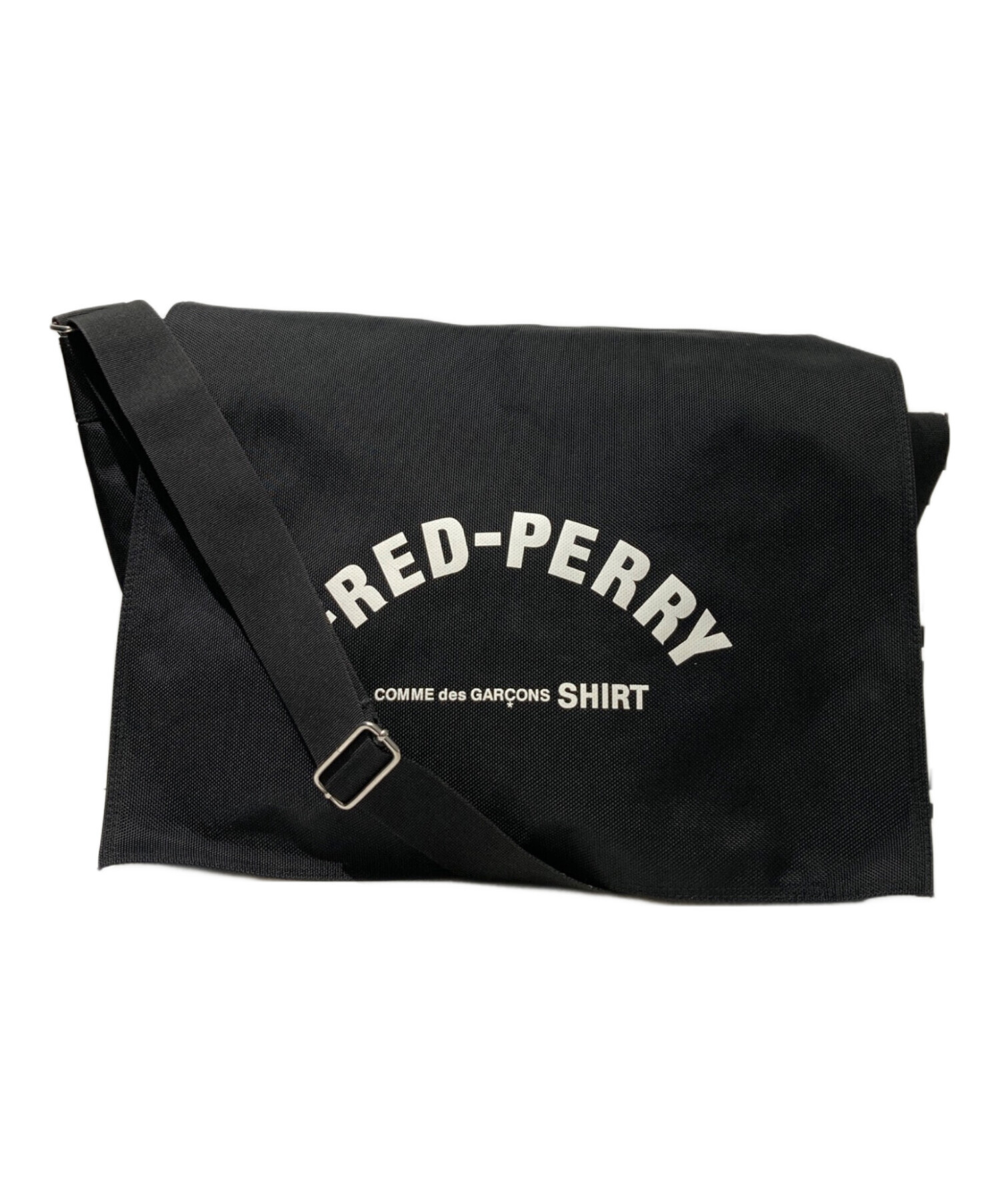 FRED PERRY COMME des GARCONS SHIRT バッグ 中古・古着通販】FRED PERRY (フレッドペリー) COMME des GARCONS