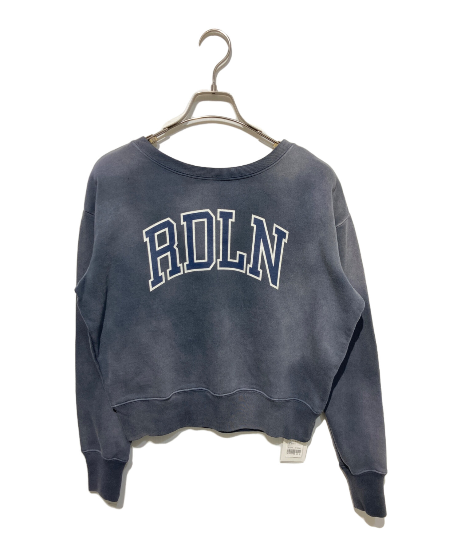 中古・古着通販】RhodolirioN (ロドリリオン) ロゴタイプクルーネック