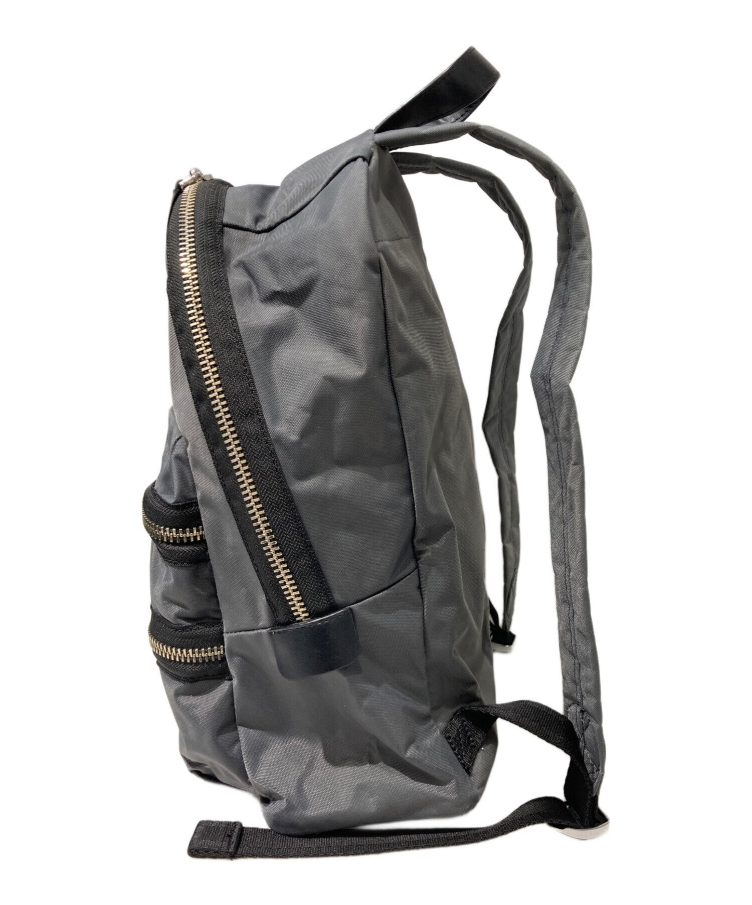 Marc Jacobs グレー バックパックリュック 中古・古着通販】MARC JACOBS (マークジェイコブズ) ザ バイカー