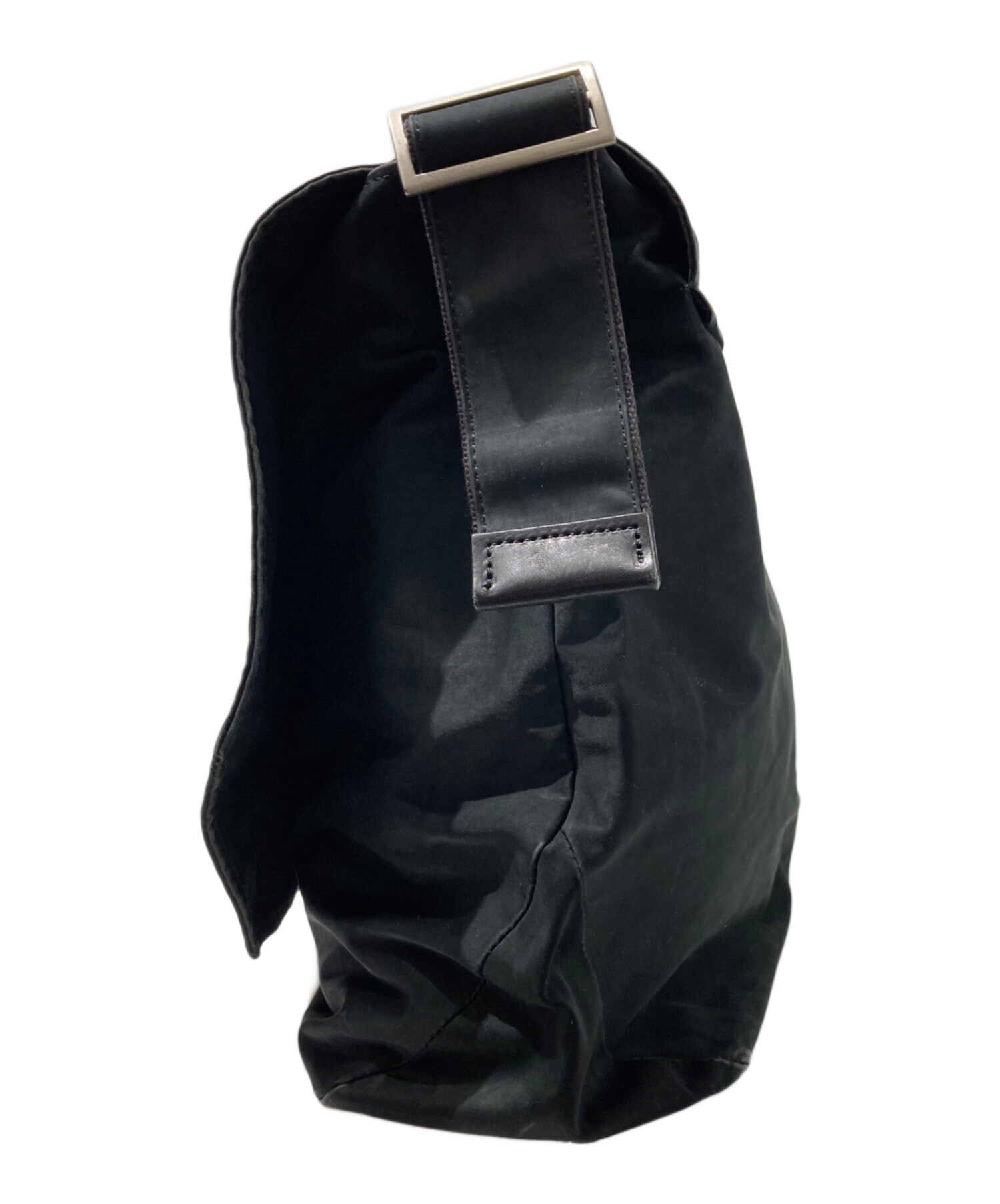 中古・古着通販】HENDER SCHEME (エンダースキーマ) flap shoulder big