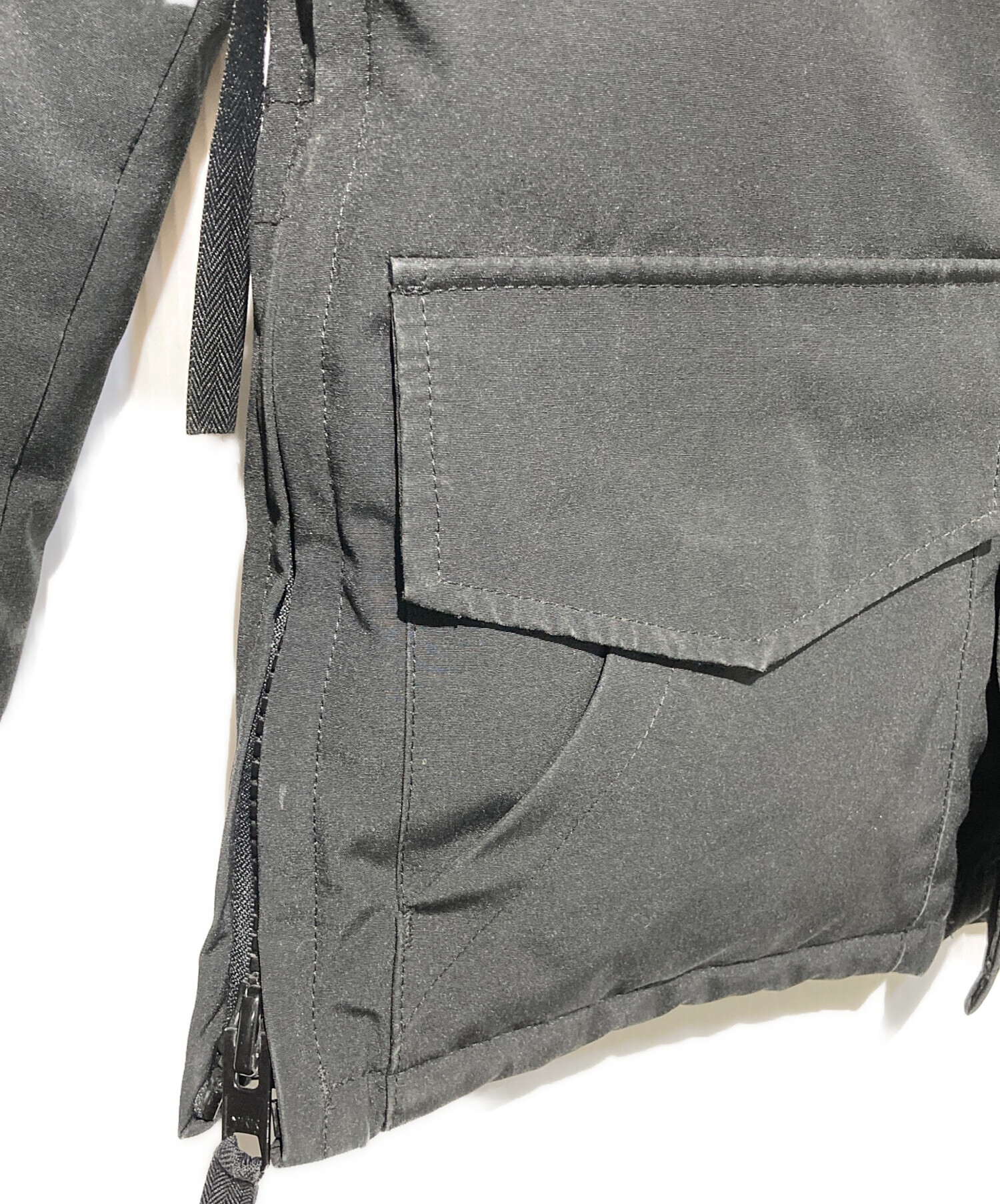 中古・古着通販】CANADA GOOSE (カナダグース) KAMLOOPS ダウン 