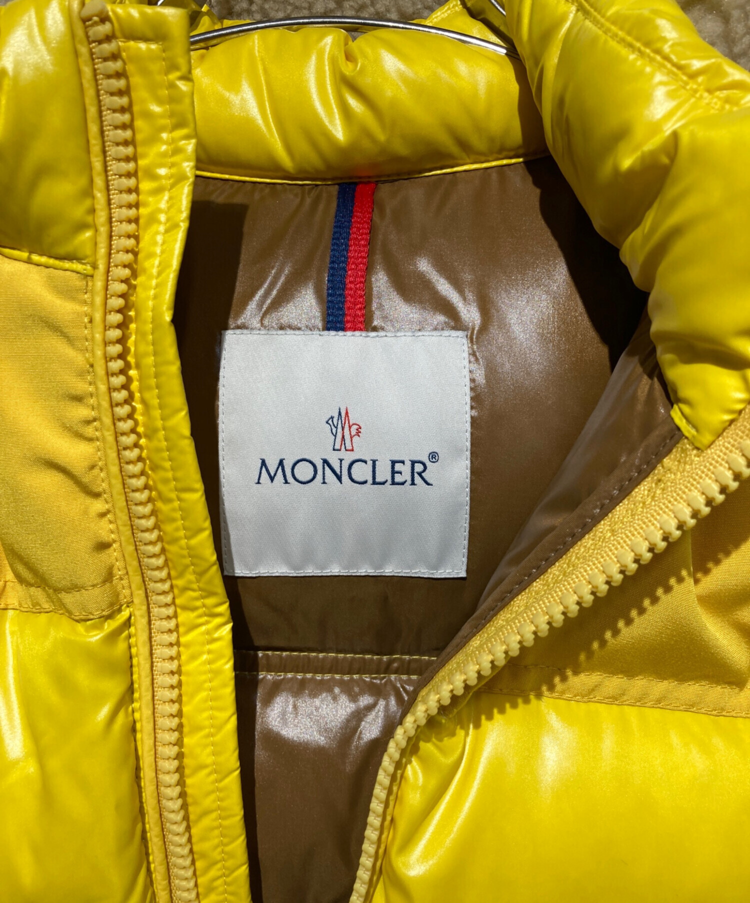 【未使用品】MONCLER フード付きダウンジャケット イエロー 中古・古着通販】MONCLER (モンクレール) ボーイズ グアジー フード