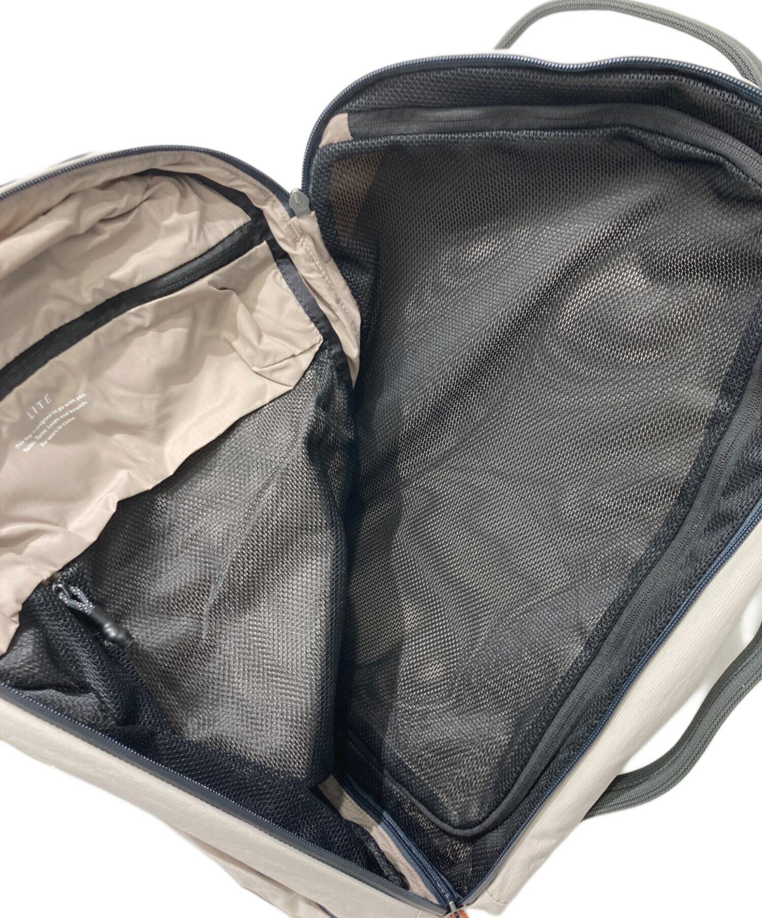 中古・古着通販】Bellroy (ベルロイ) リュック ベージュ｜ブランド 