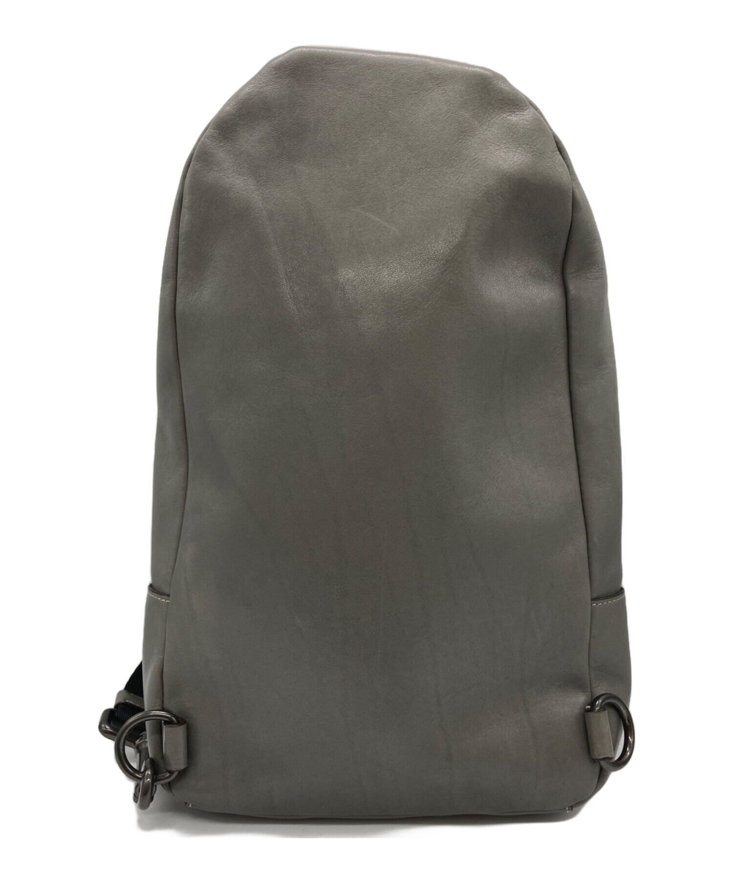 中古・古着通販】COACH (コーチ) シャーク ボディバッグ グレー