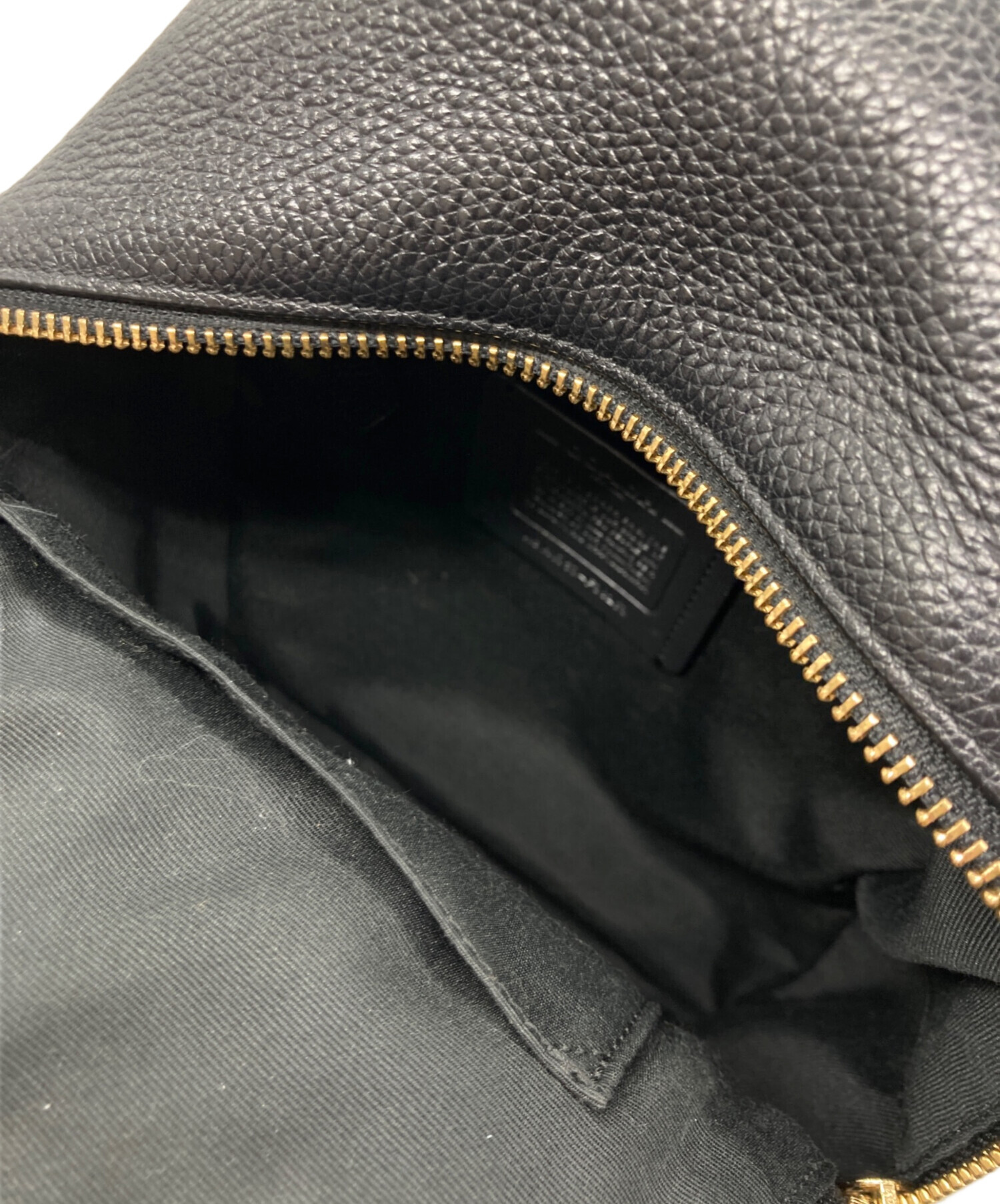 中古・古着通販】COACH (コーチ) チャーリー ペブルドレザー ミニ