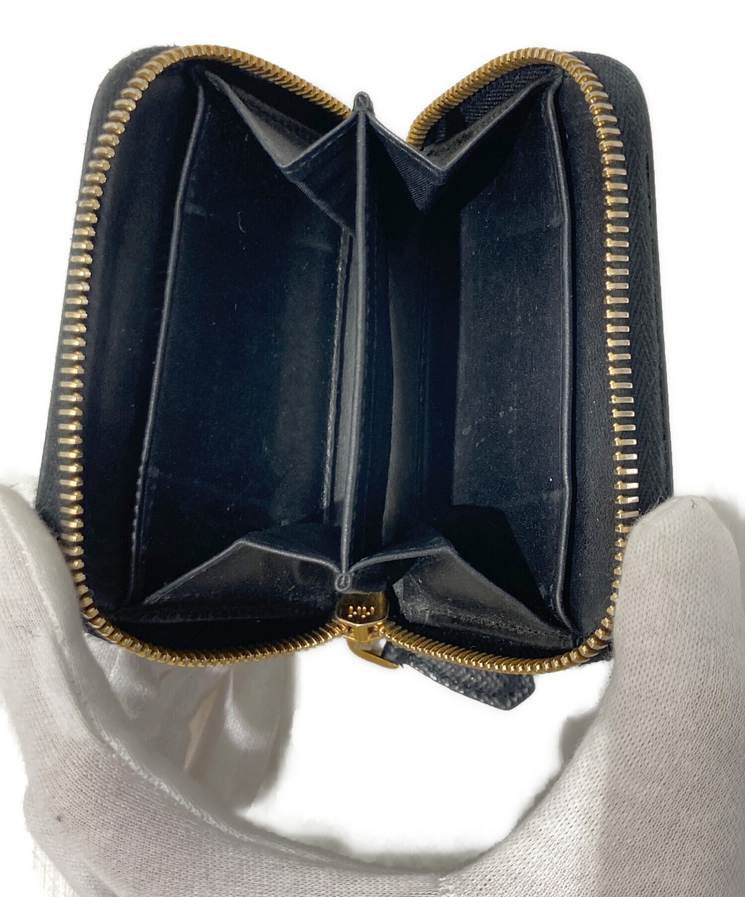 中古・古着通販】PRADA (プラダ) サフィアーノ ラウンドファスナー