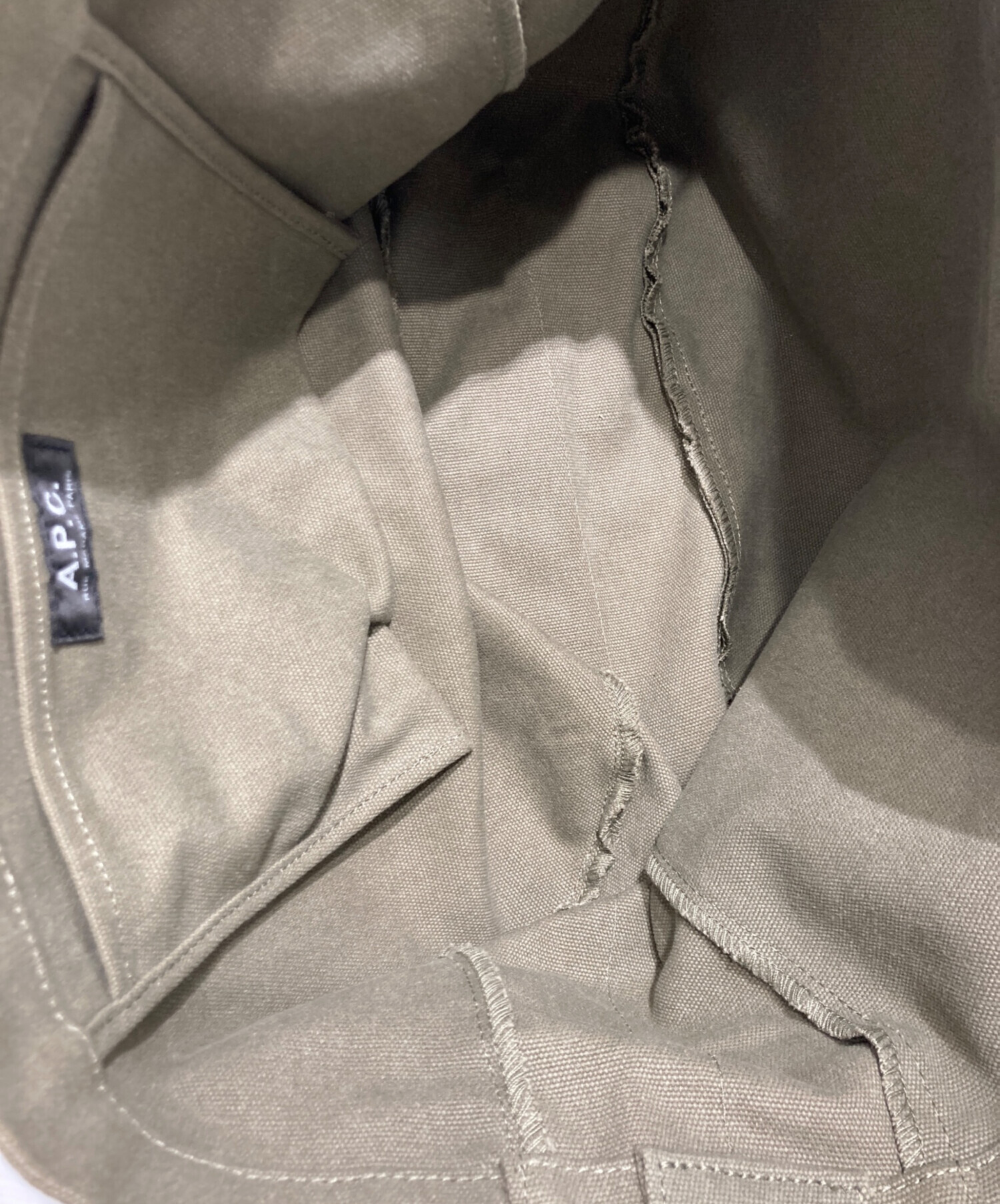 中古・古着通販】A.P.C. (アーペーセー) besace journal small カーキ