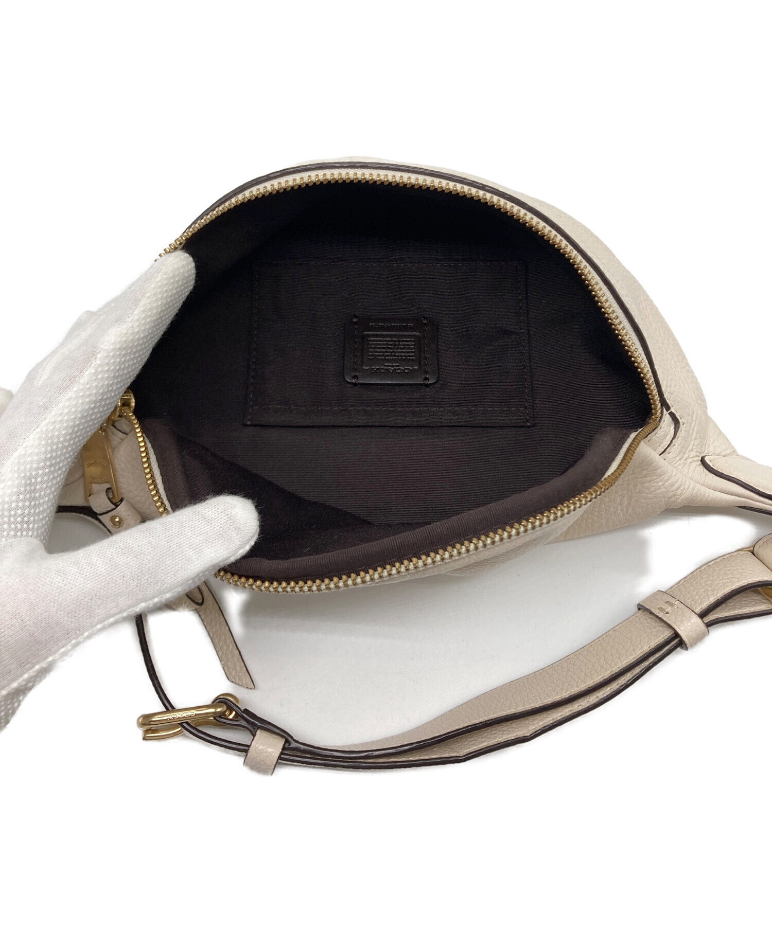 中古・古着通販】COACH (コーチ) ボディバッグ ホワイト｜ブランド