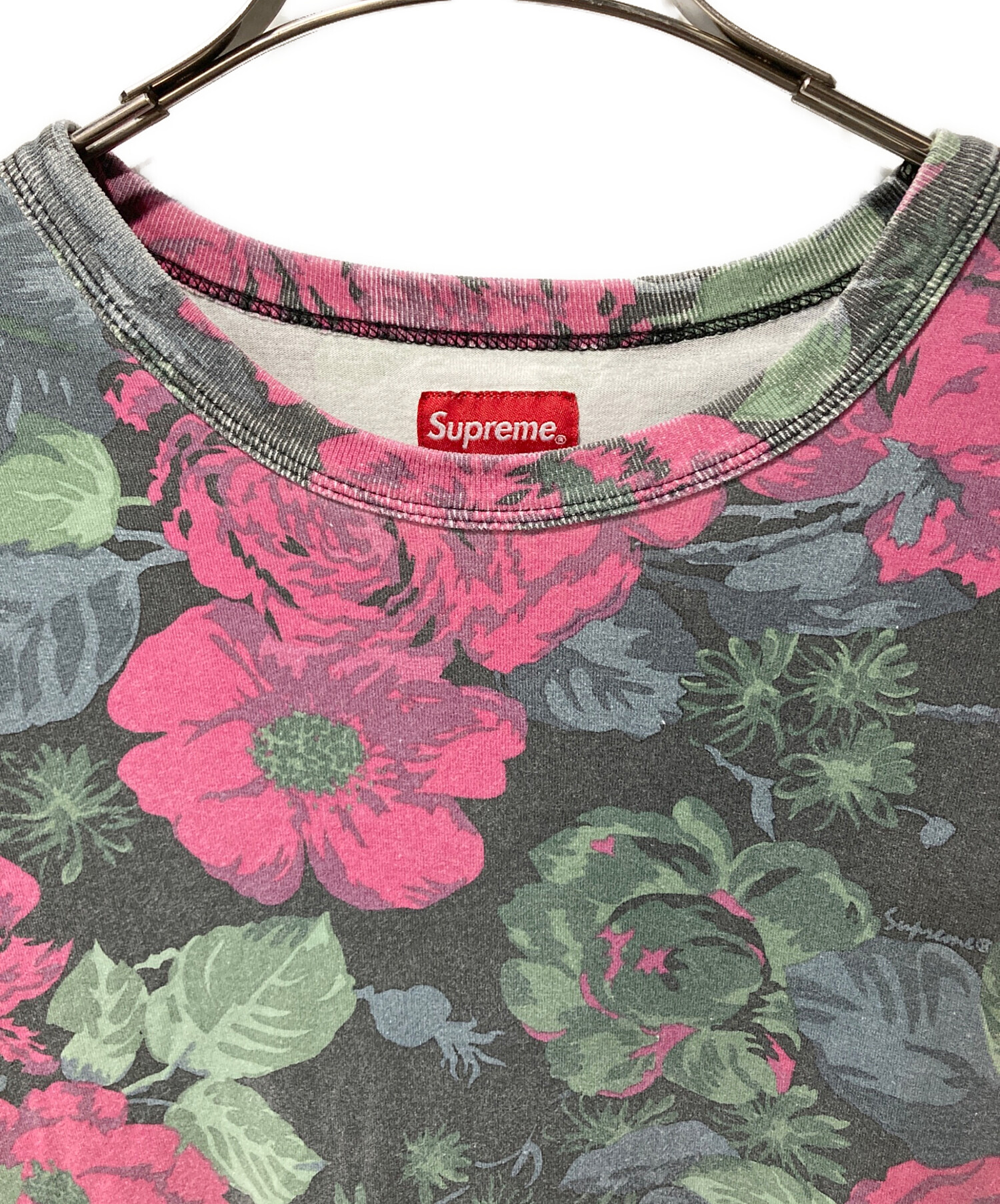 シュプリーム Supreme Painted Flower L/S Tee 中古・古着通販】SUPREME (シュプリーム) Flowers Teeフラワーズティー