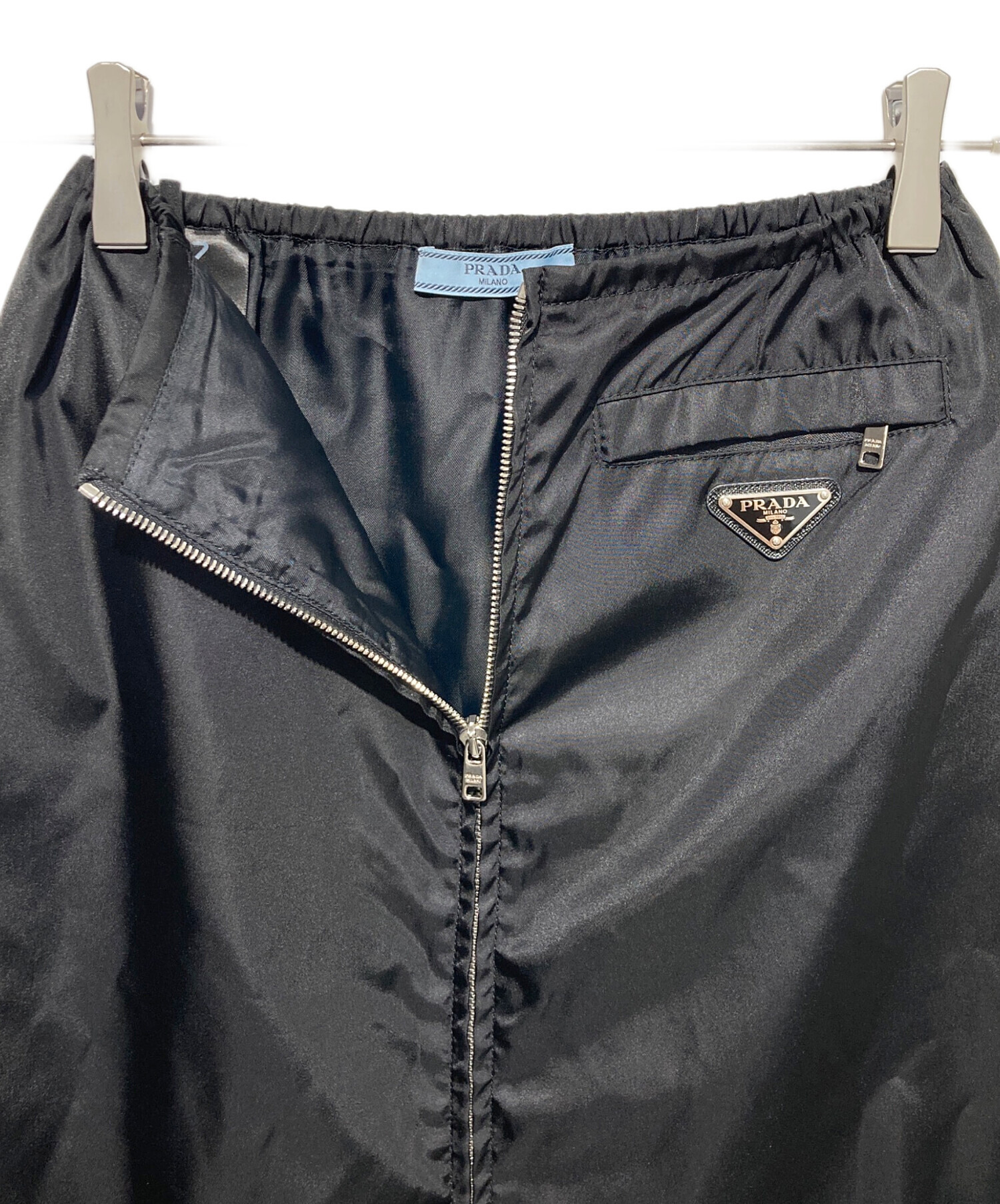 中古・古着通販】PRADA (プラダ) ロゴプレートナイロンスカート
