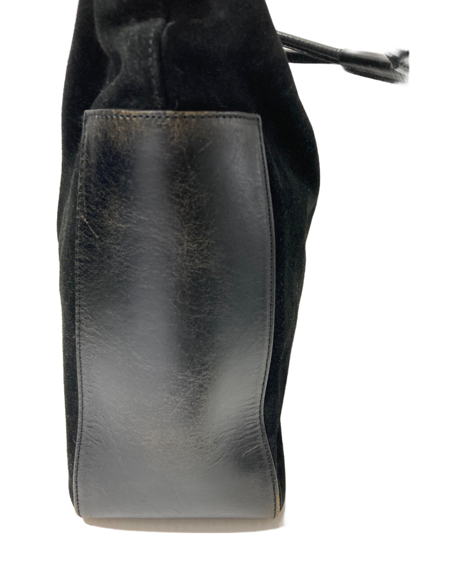 GUCCI スエード ショルダーバッグ 中古・古着通販】GUCCI (グッチ) スエードワンショルダーバッグ