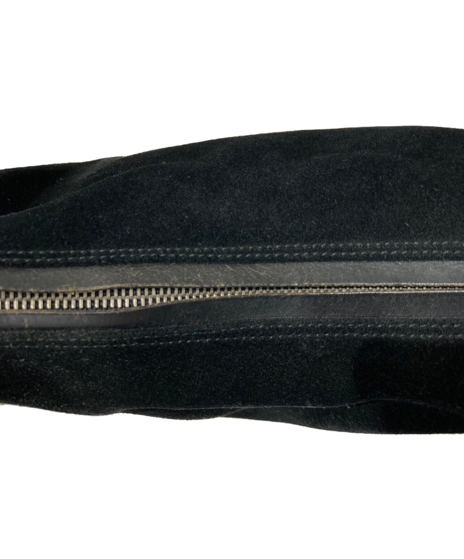 GUCCI スエード ショルダーバッグ 中古・古着通販】GUCCI (グッチ) スエードワンショルダーバッグ