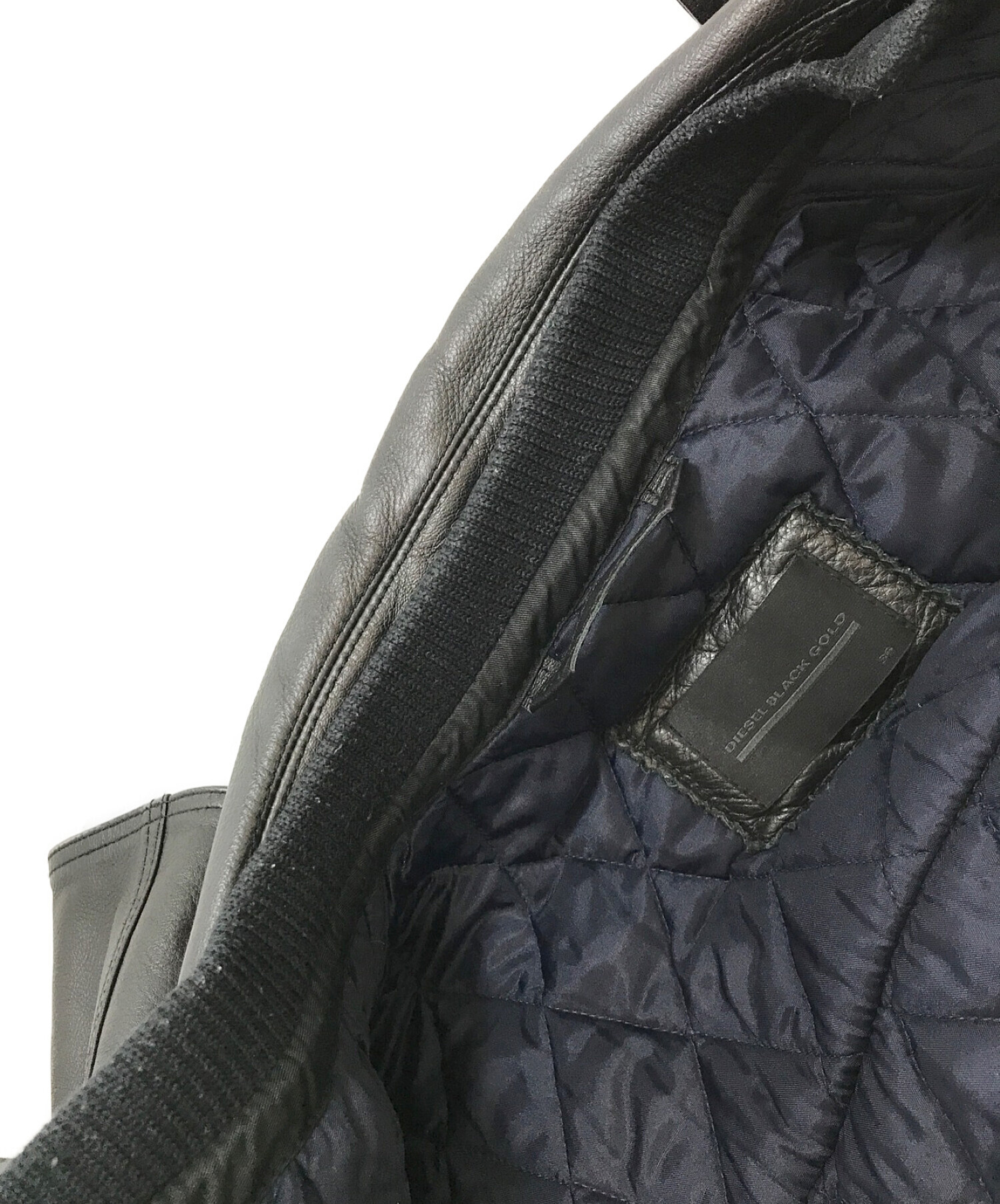 美品✨️ディーゼルブラックゴールド　ピーコート　M　黒　パイピング　抜群の汎用性 美品✨️ディーゼルブラックゴールド ピーコート M 黒