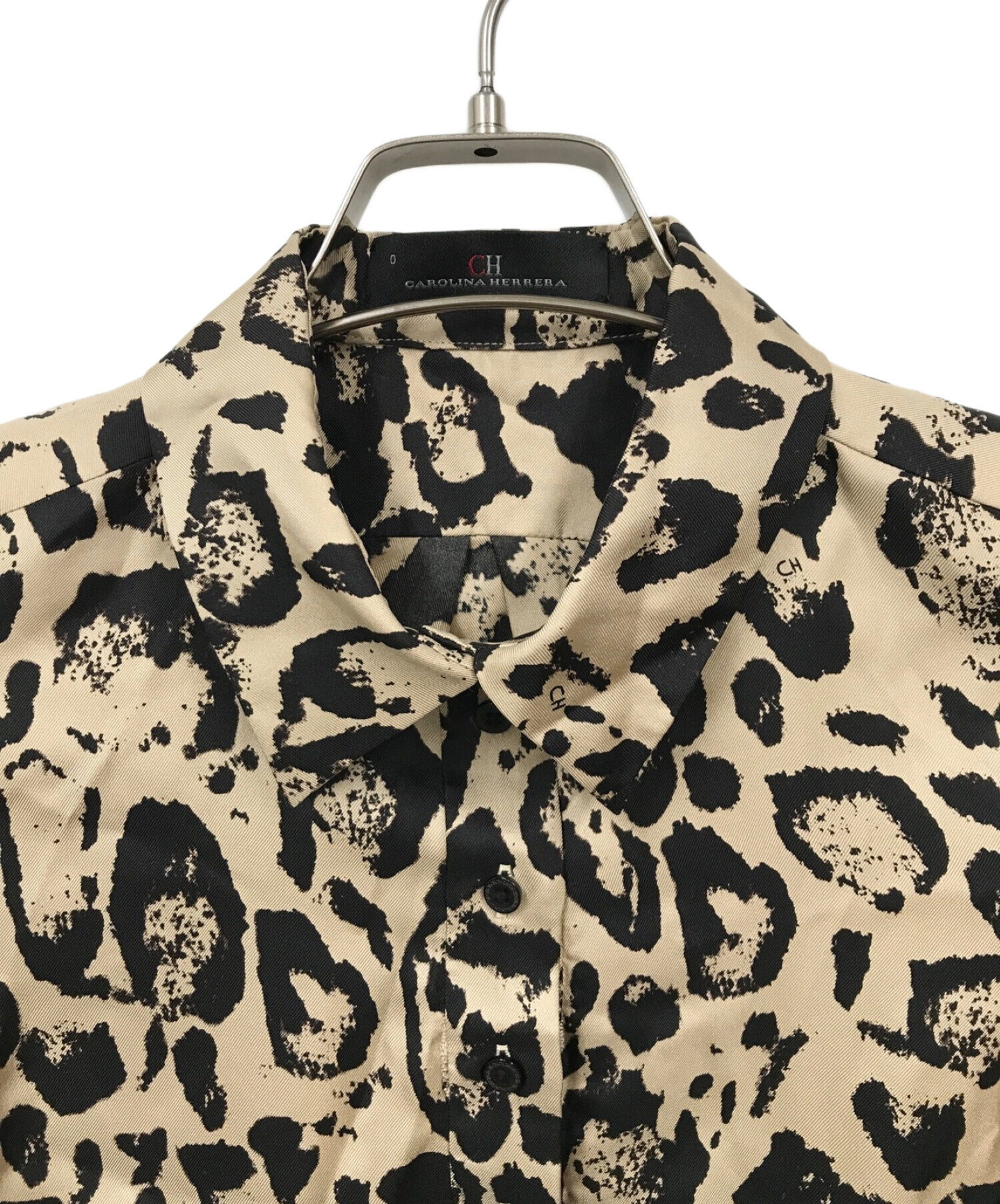 中古・古着通販】CAROLINA HERRERA (カロライナヘレラ) シルクブラウス 