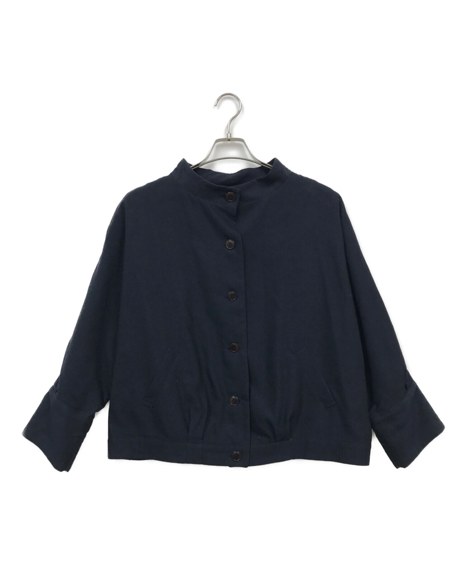 ネストローブ ノーカラー　ジャケット nest Robe CONFECTのノーカラージャケットを使った人気ファッション