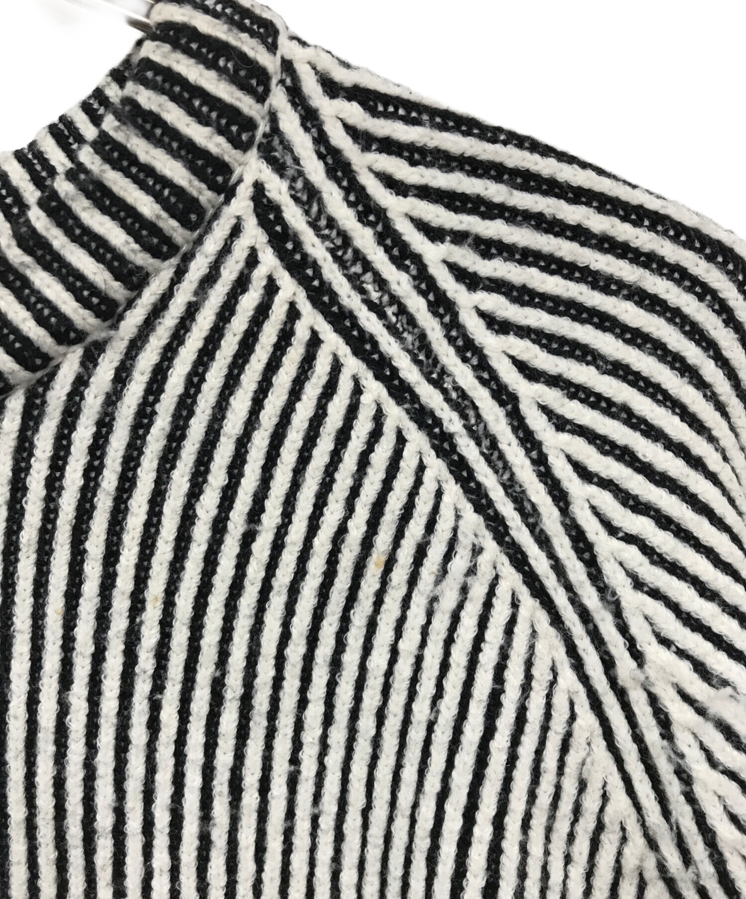 中古・古着通販】stussy (ステューシー) CONTRAST RIB SWEATER 中古・古着通販】stussy (ステューシー) CONTRAST RIB SWEATER
