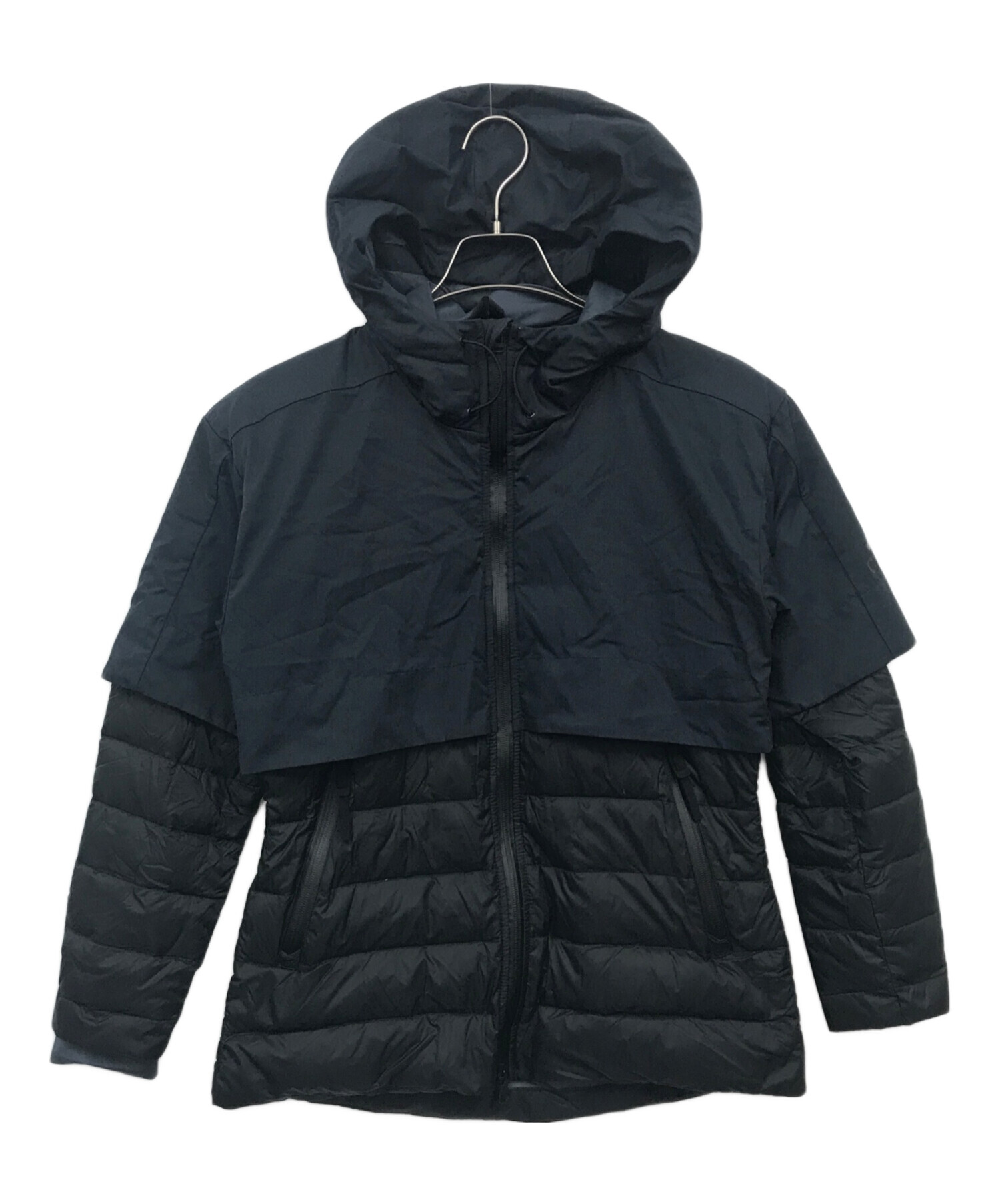 adidas ネイビー ダウンジャケット