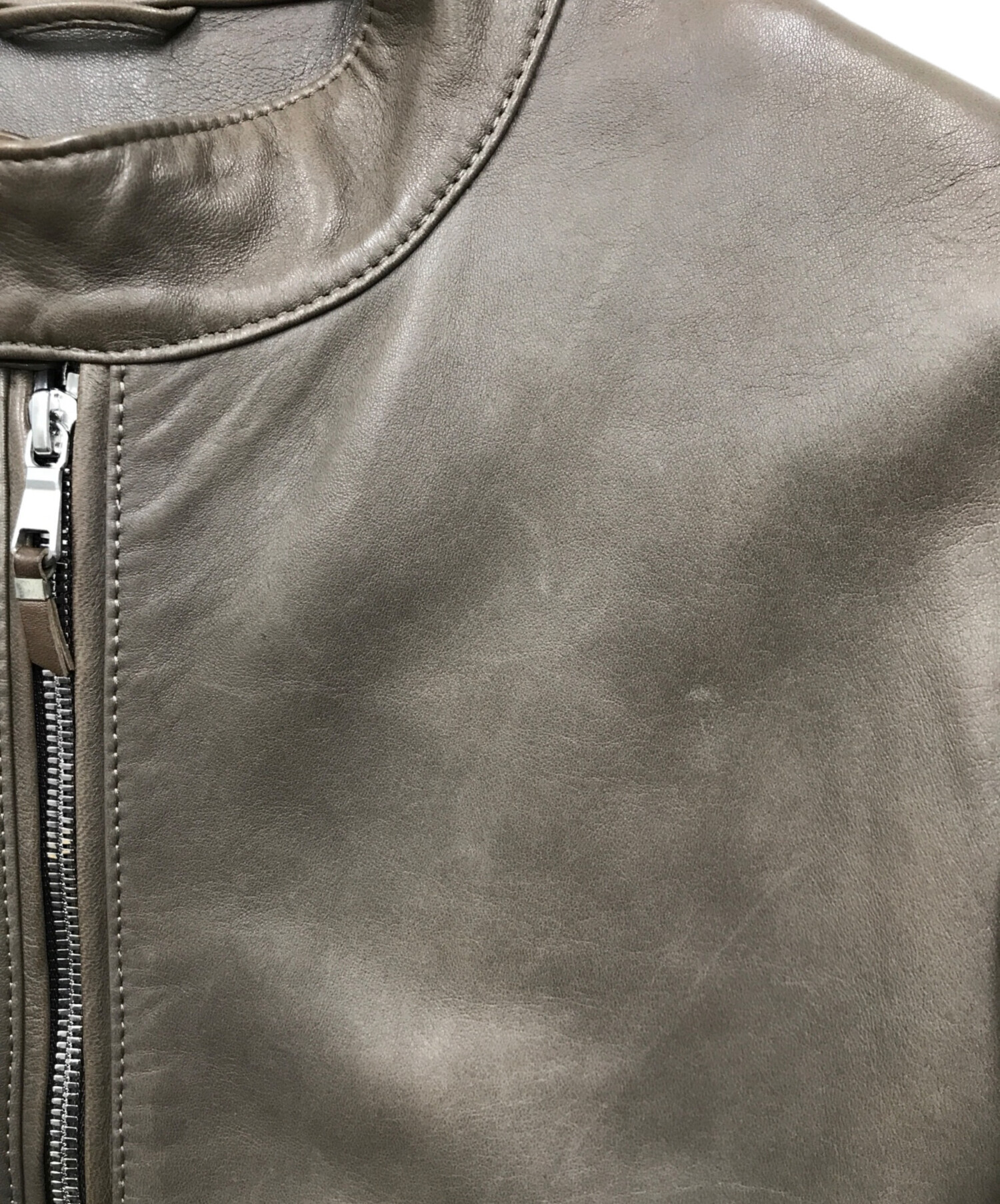 EMMETI アンドレア シングルライダースジャケット アイボリー 48 中古・古着通販】EMMETI (エンメティ) ANDREA/ラムスキンシングル