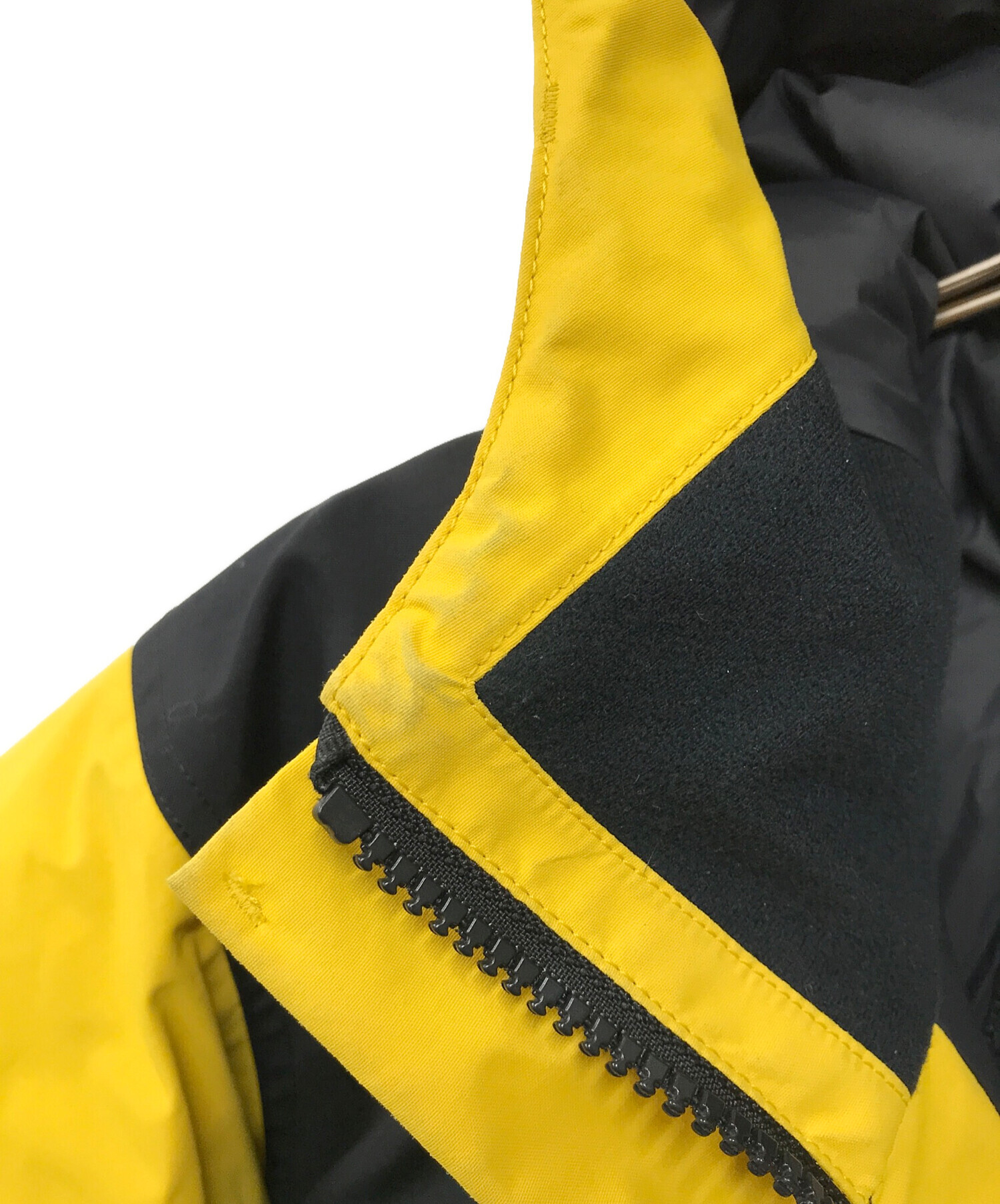 ノースフェイス　マウンテンダウンジャケット　イエロー　ND91837 THE NORTH FACE ノースフェイス ND91837 Mountain Down Jacket