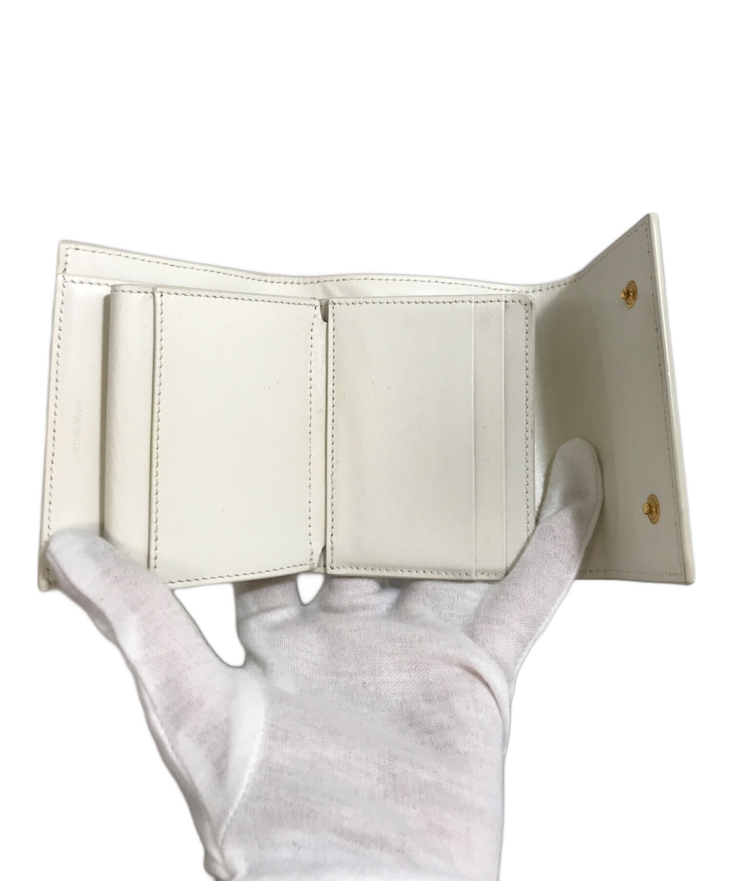 ✨未使用展示品・箱付き✨　CELINE ミニ財布　スモールトリフォールド　白色 中古・古着通販】CELINE (セリーヌ) スモール トリフォールド
