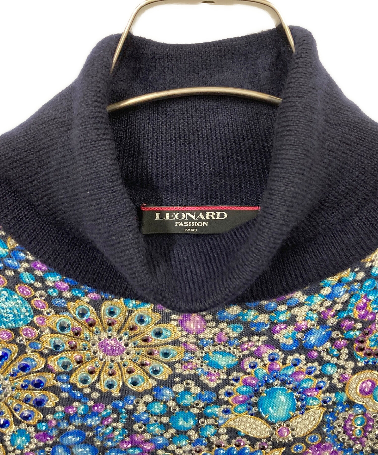 【未使用】LEONARD レオナール ニット 花柄 カシミヤ 綿 ラインストーン 未使用】LEONARD レオナール ニット 花柄 カシミヤ 綿 ラインストーン