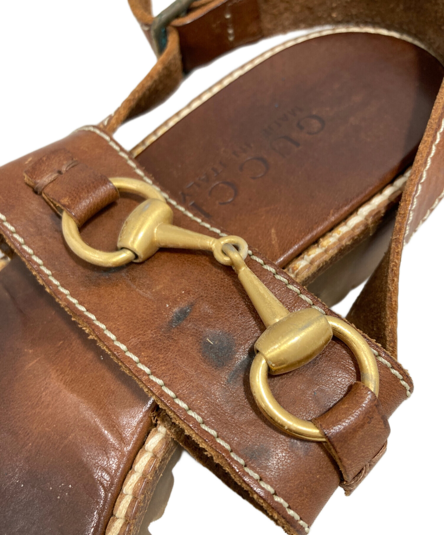 GUCCI ロゴ入りブラウンサンダル 37