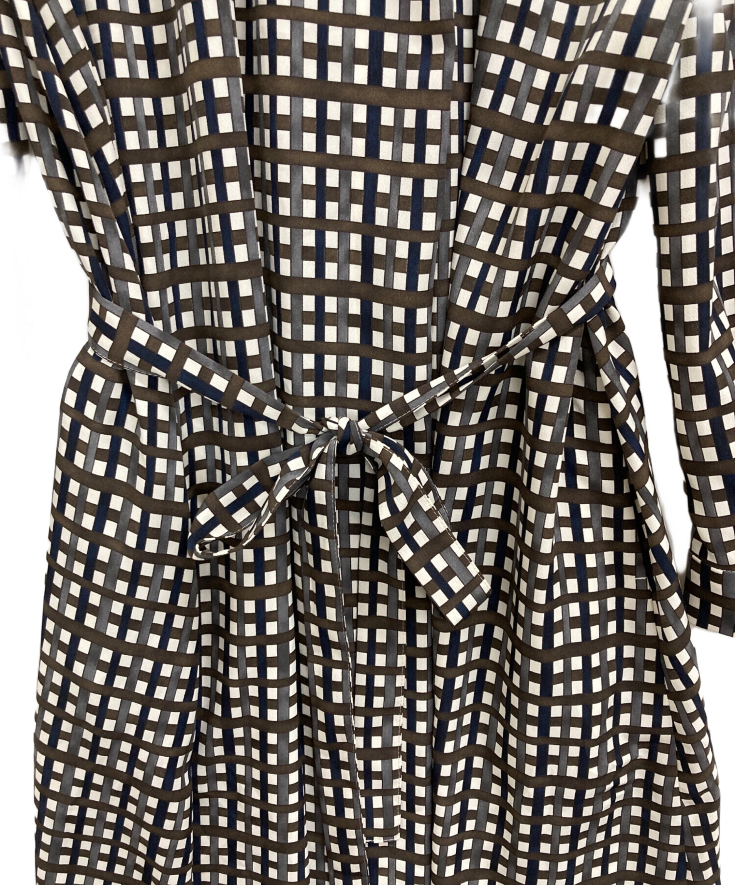 美品　MACKINTOSH LONDON ワンピース38 ネイビー　未使用に近い 中古・古着通販】MACKINTOSH LONDON (マッキントッシュ ロンドン