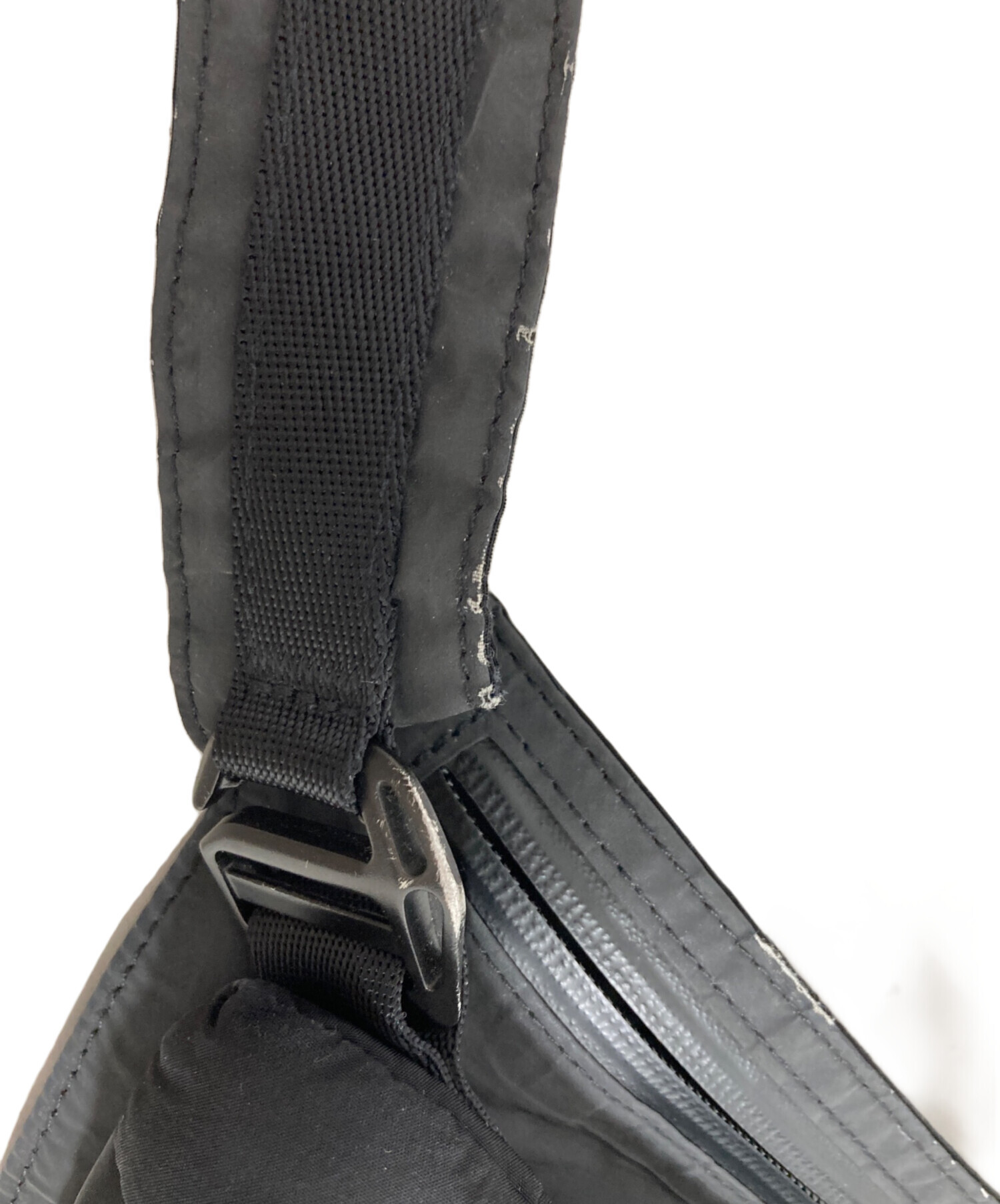 中古・古着通販】Y-3 (ワイスリー) ボディバッグ ブラック｜ブランド